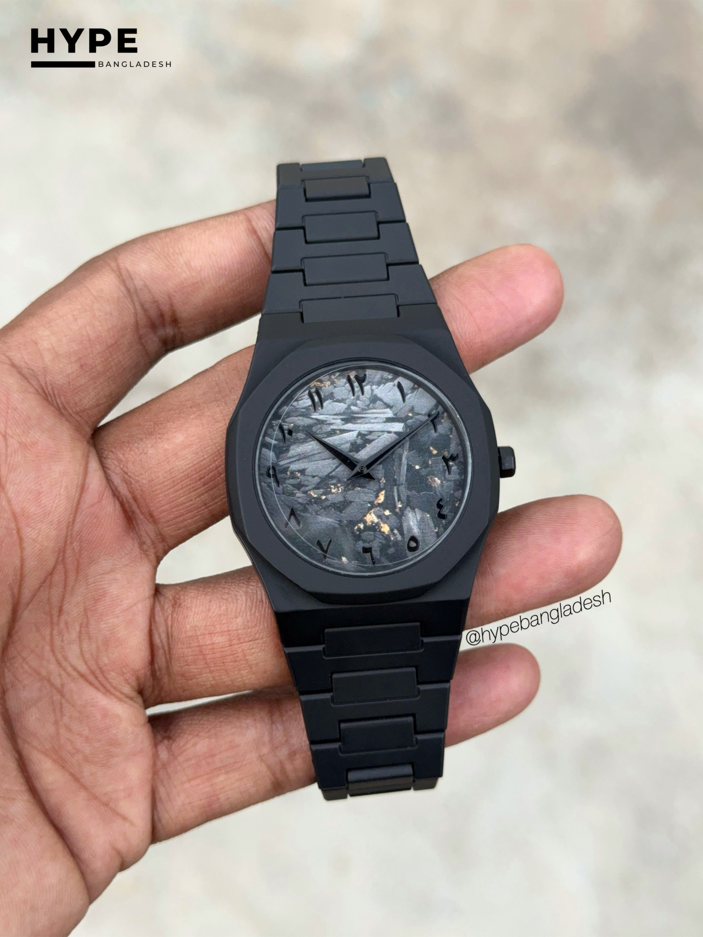 Black Abstract Dial Polycarbon Plastic Lightweight Watch_img_0