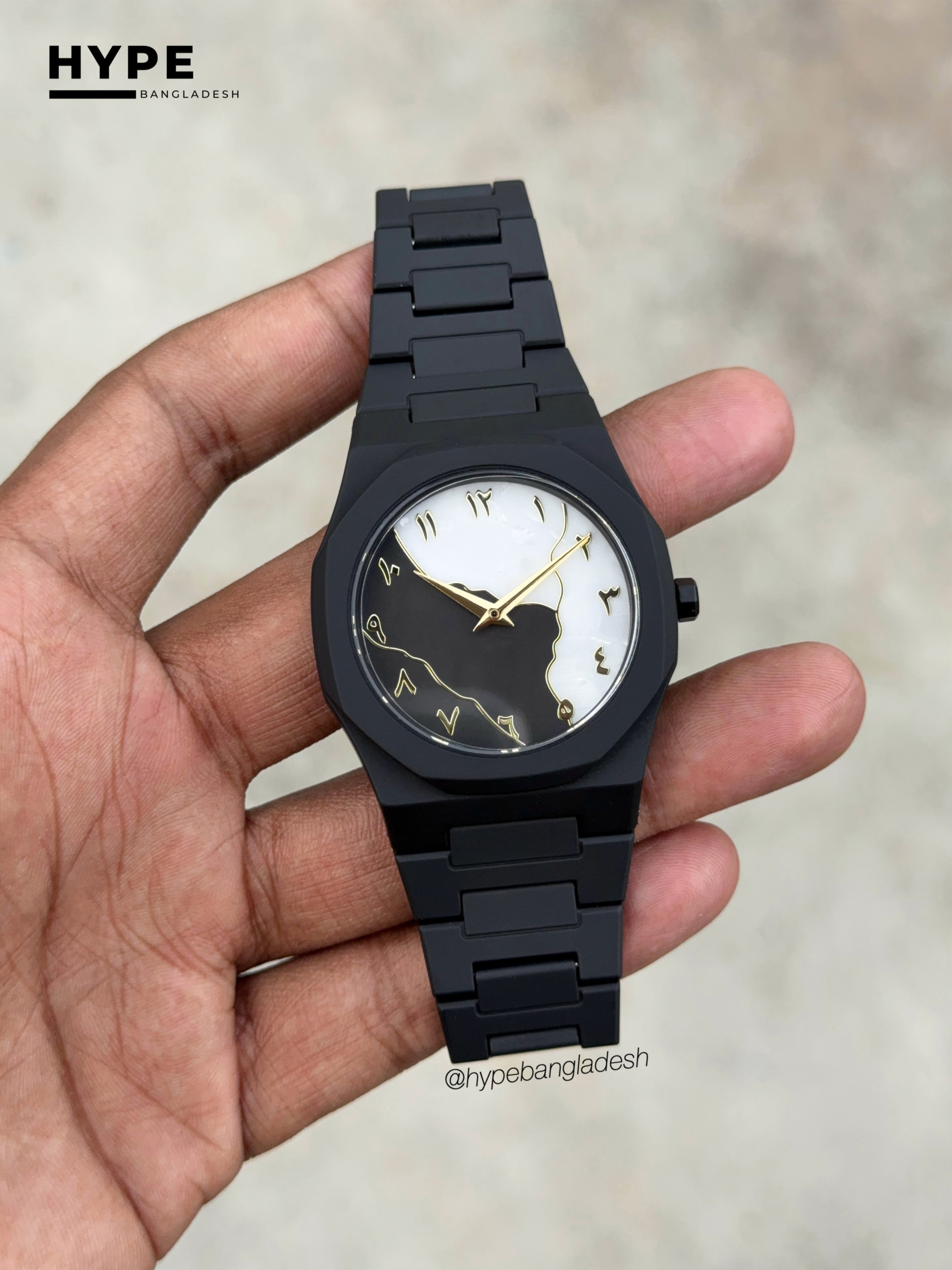 Black-White Calligraphy Dial Polycarbon Plastic Lightweight Watch_img_0