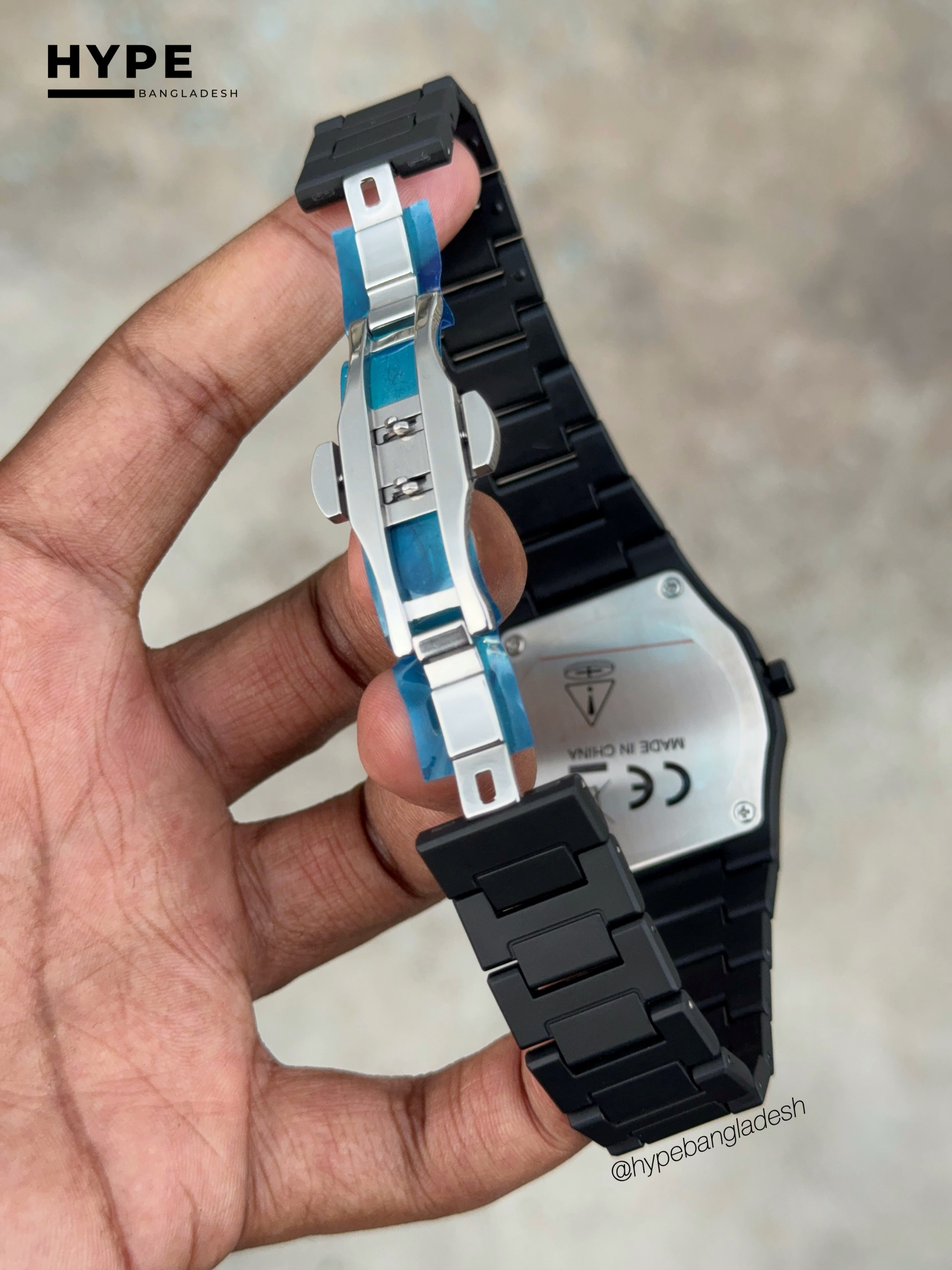 Silver Numbers With Date Calligraphy Dial Polycarbon Plastic Lightweight Watch_img_3