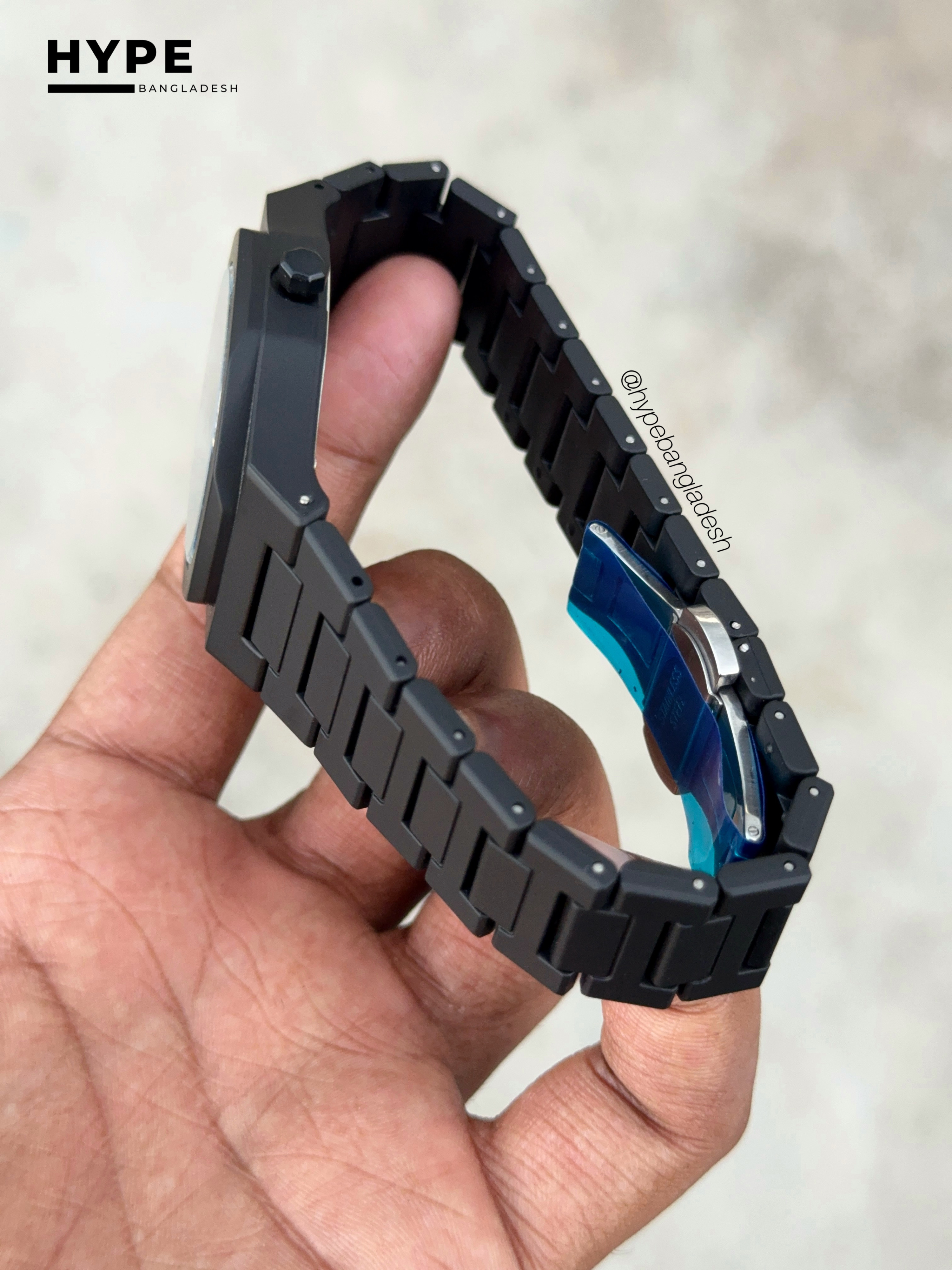 Arabic Dial Polycarbon Plastic Lightweight Watch (ALL BLACK)_img_2