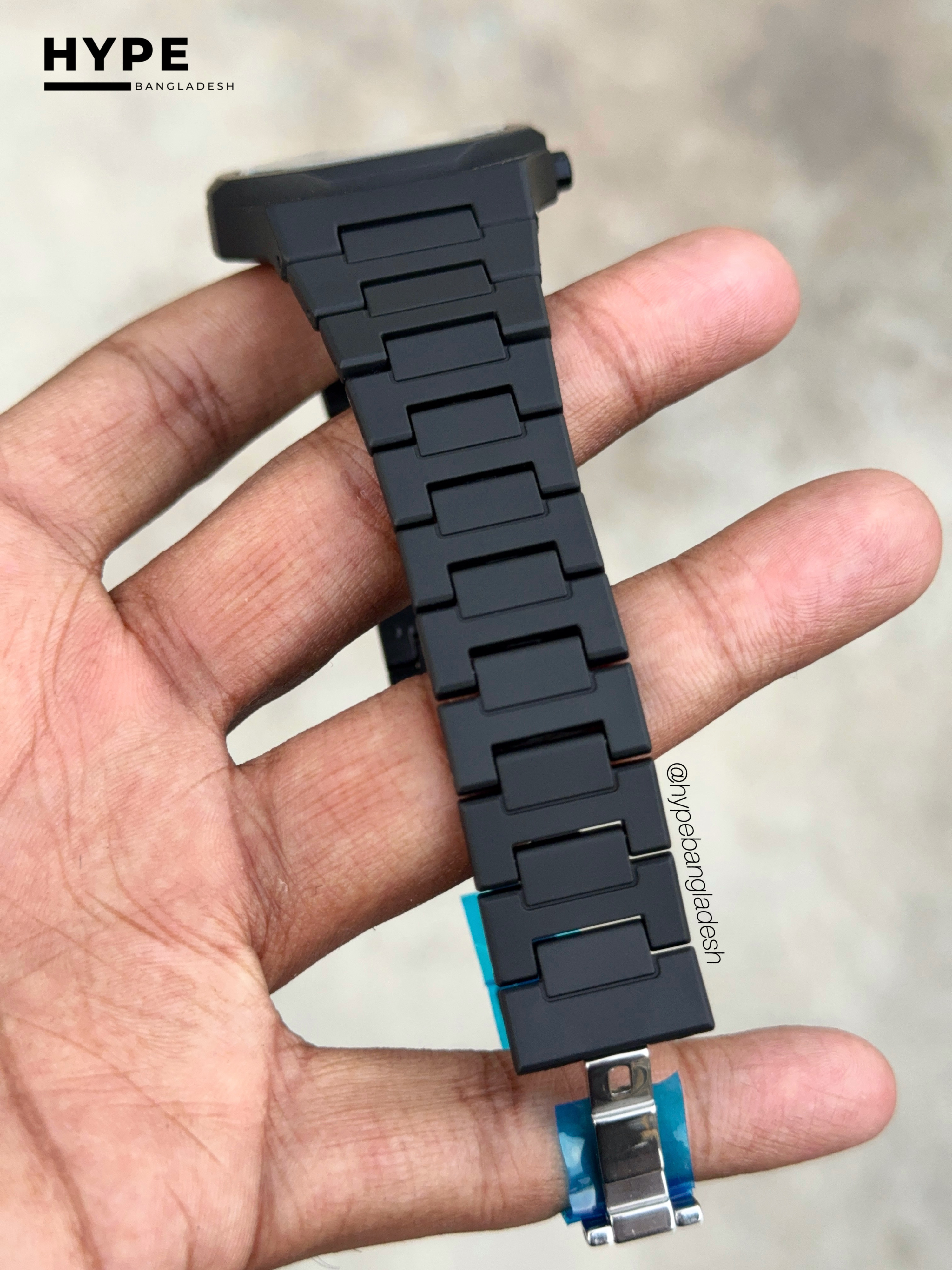 Red Calligraphy Dial Polycarbon Plastic Lightweight Watch_img_1