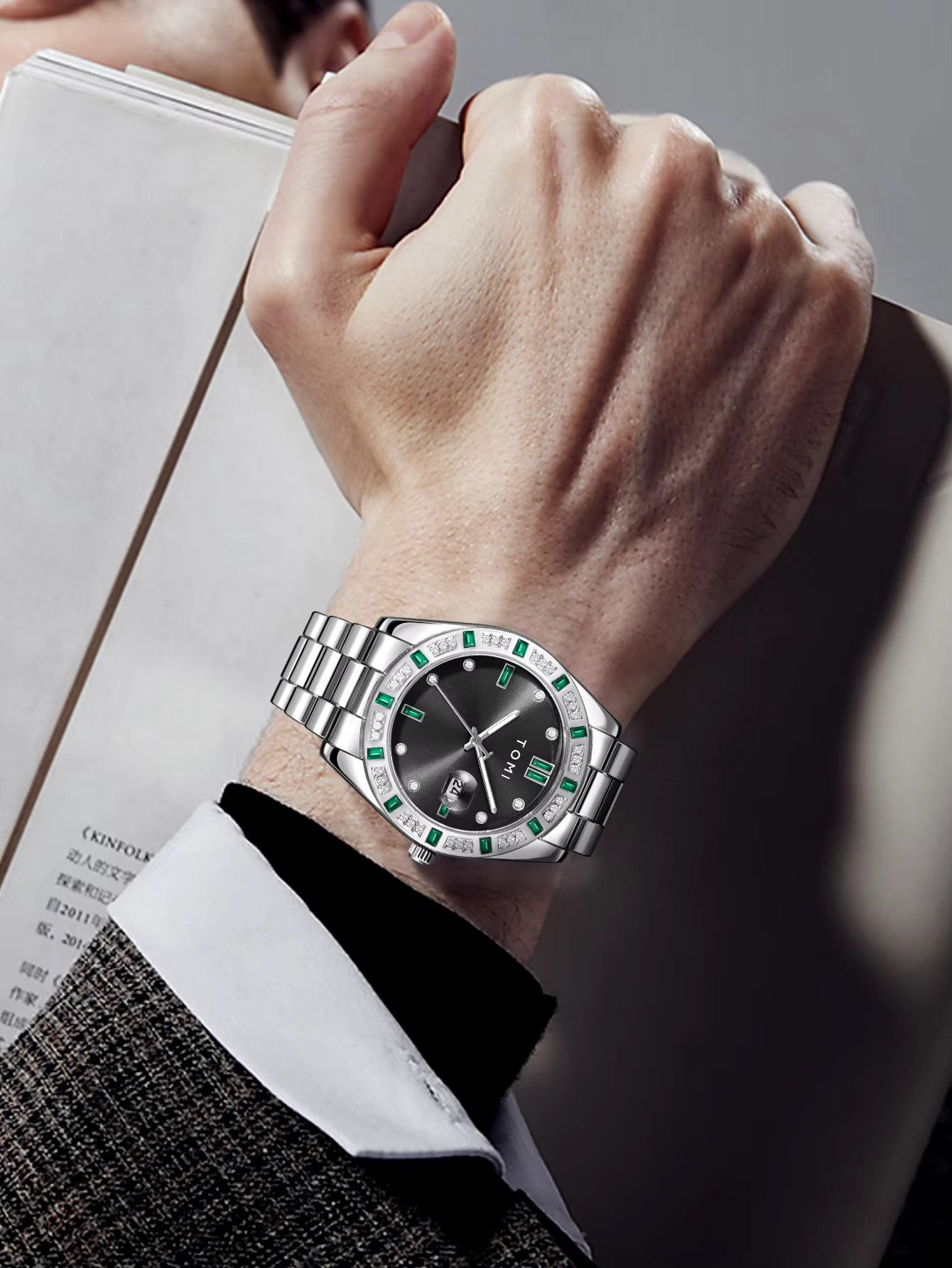 TOMI T-305 Men's Luxury Stone Stainless Steel Watch Gift Box Set (Black)_img_4