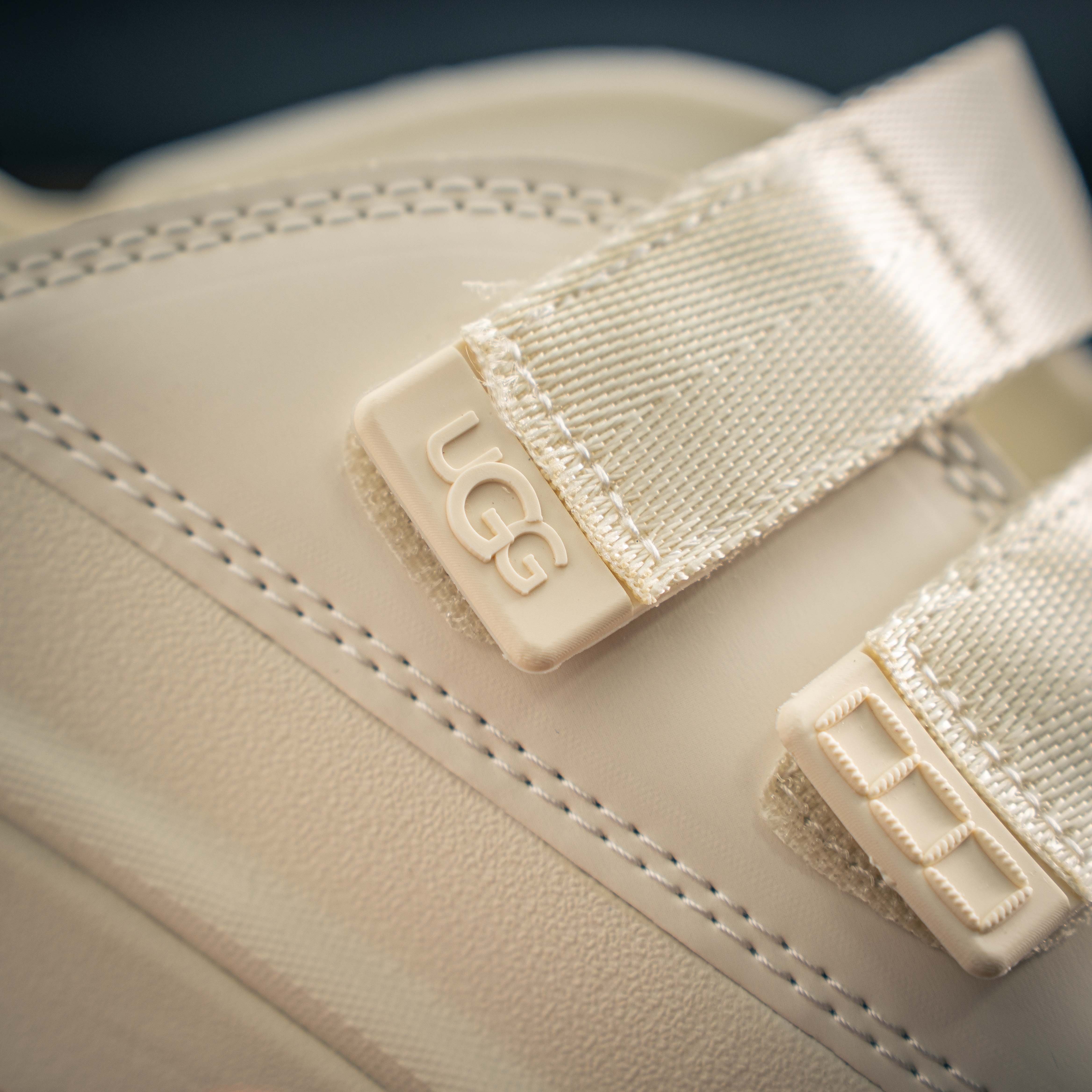 UGG GoldenGlow Slide,_img_2