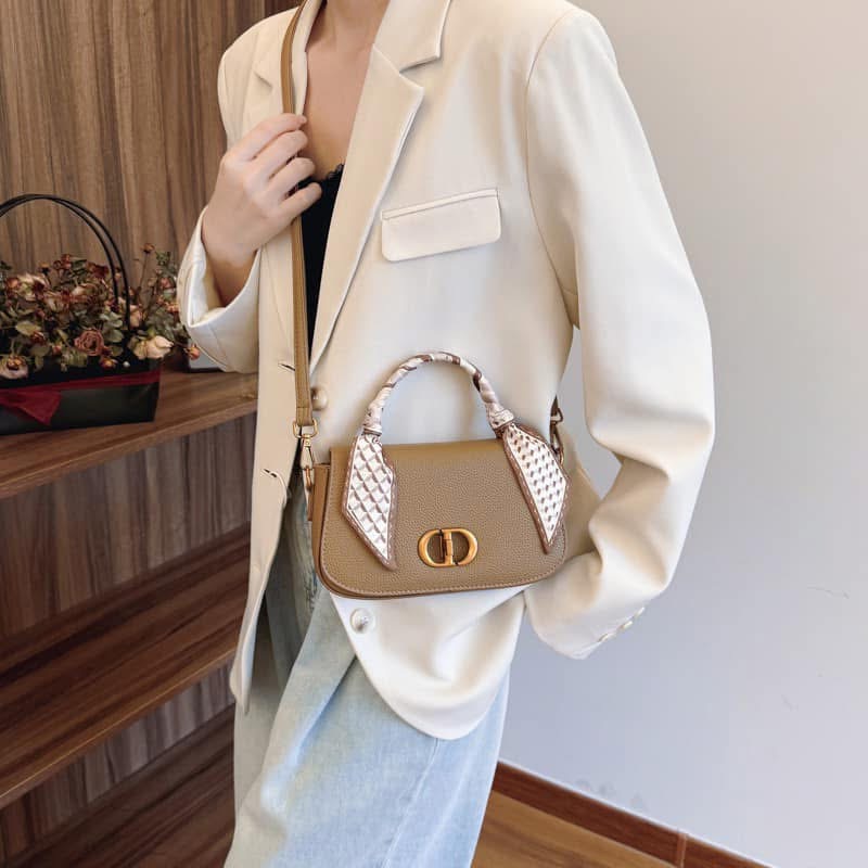 Trendy Fashionable Party Bag Premium Quality (CHINA)_img_2