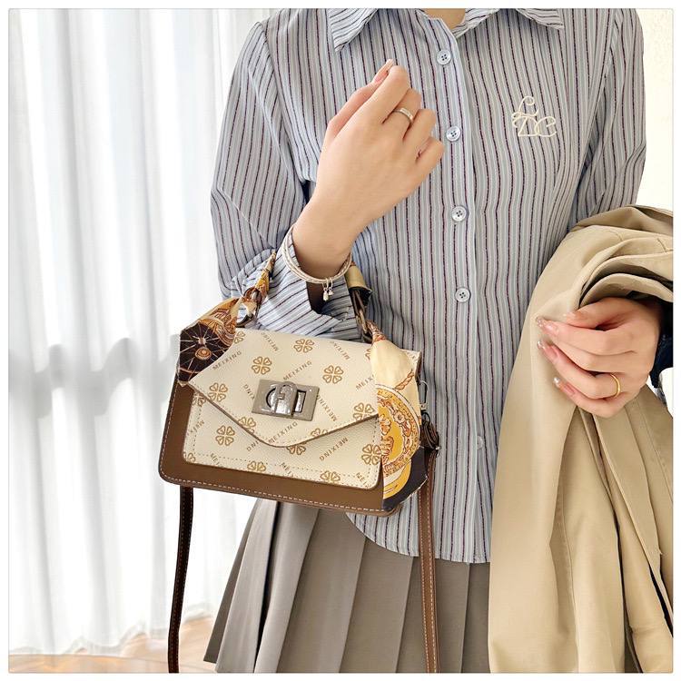 Trendy Fashionable Premium Quality Party Bag (CHINA)_img_3