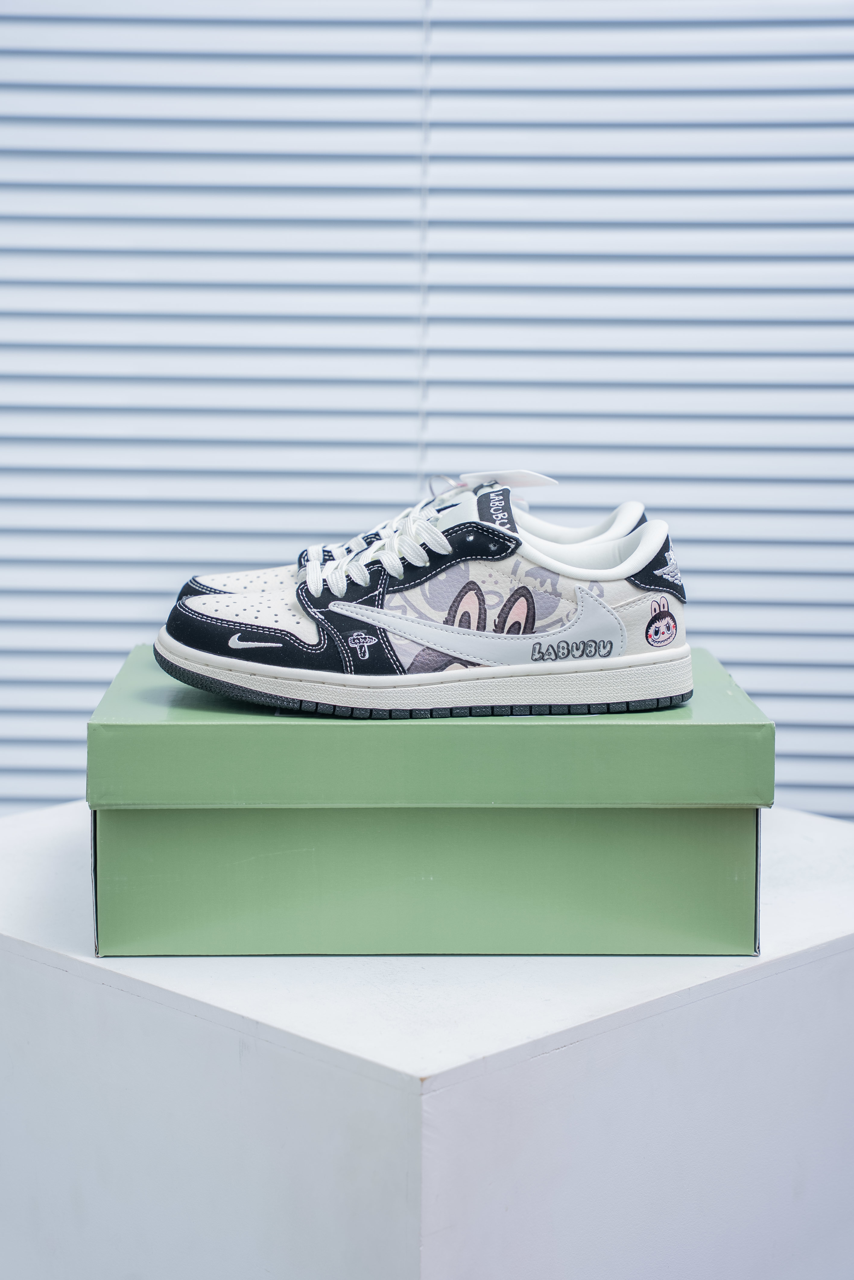 Nike Air Jordan 1 Low Labubu (1:1)_img_4
