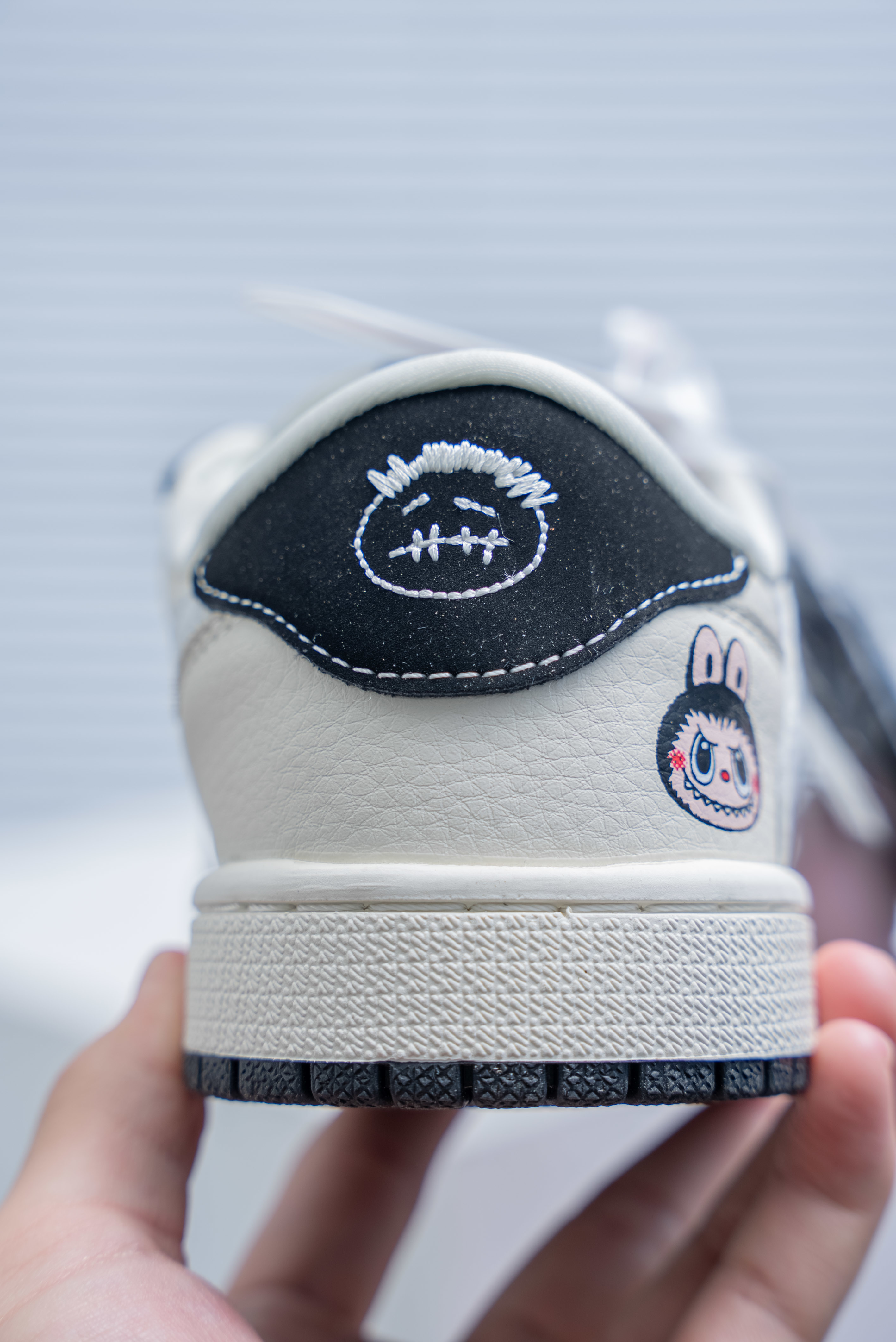 Nike Air Jordan 1 Low Labubu (1:1)_img_6