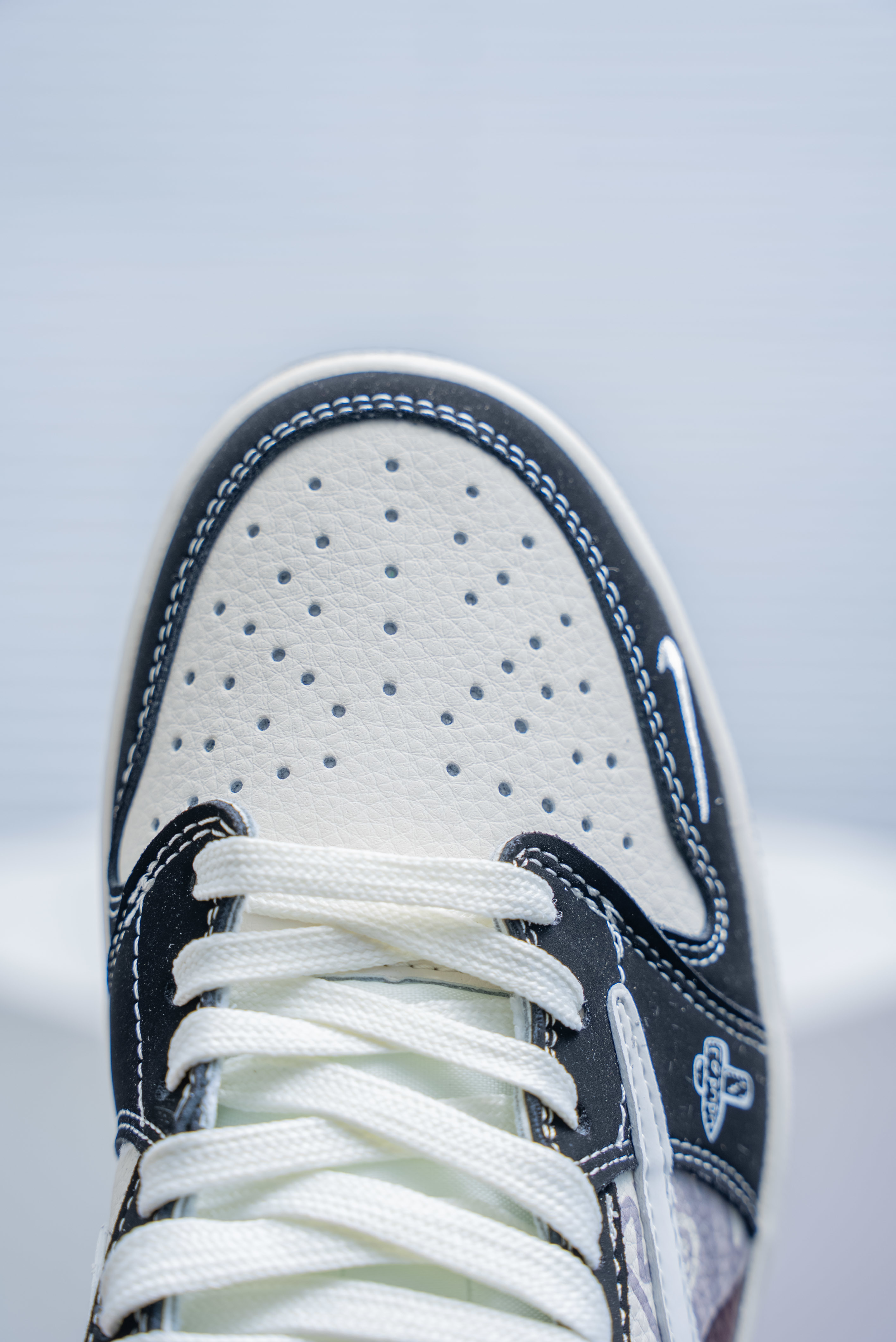 Nike Air Jordan 1 Low Labubu (1:1)_img_7