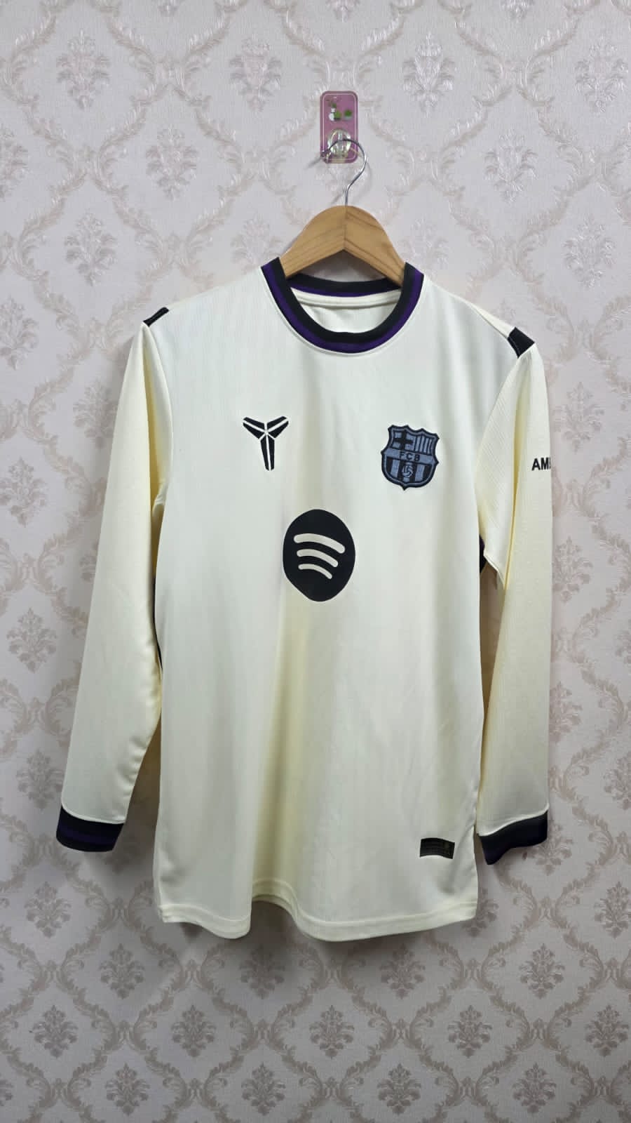 Barcelona 25/26 Away Kit Available now._img_2