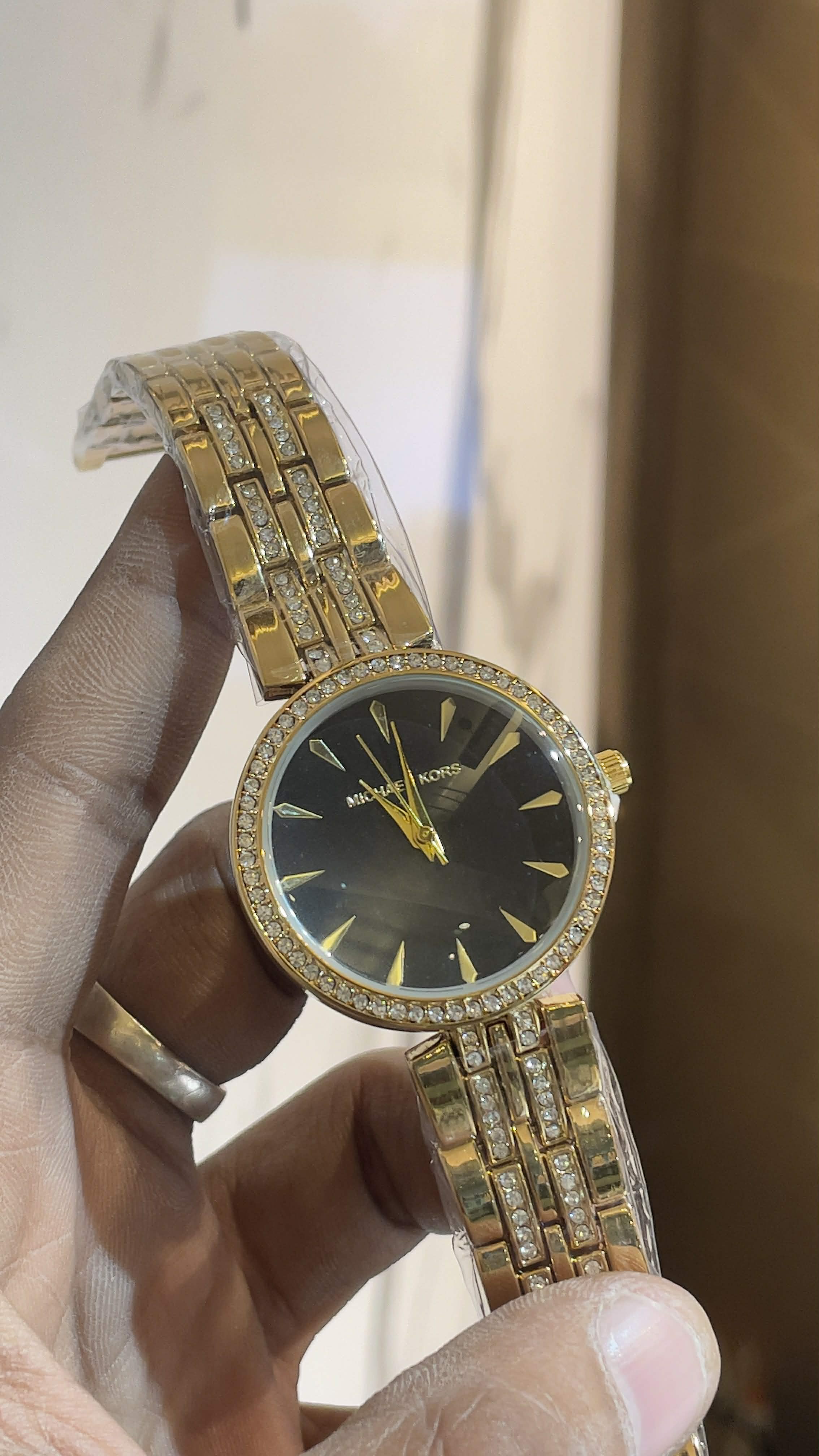 Michael Kors Women's Mini Darci Crystal set Black Dial_img_1