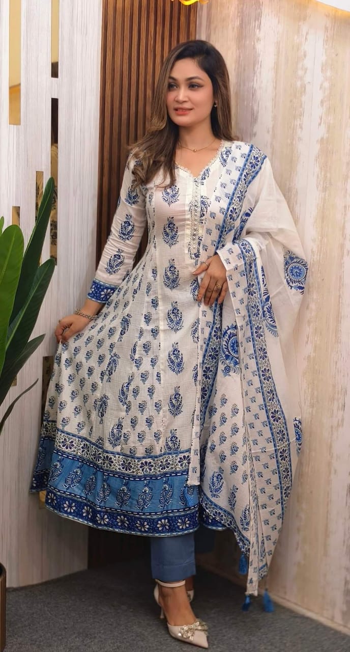 Cotton Gown Three Piece_img_0