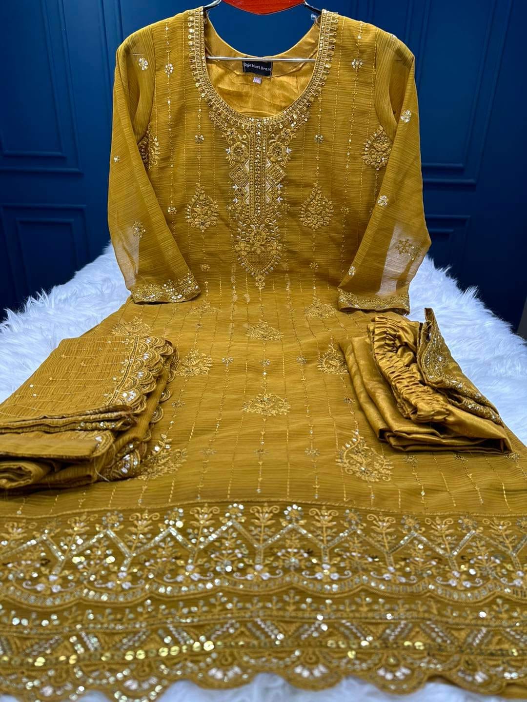 White Gold Chinon Georgette Four Piece_img_0