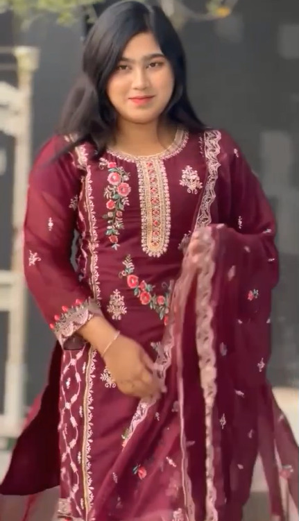 Georgette Embroidery Four Piece_img_0