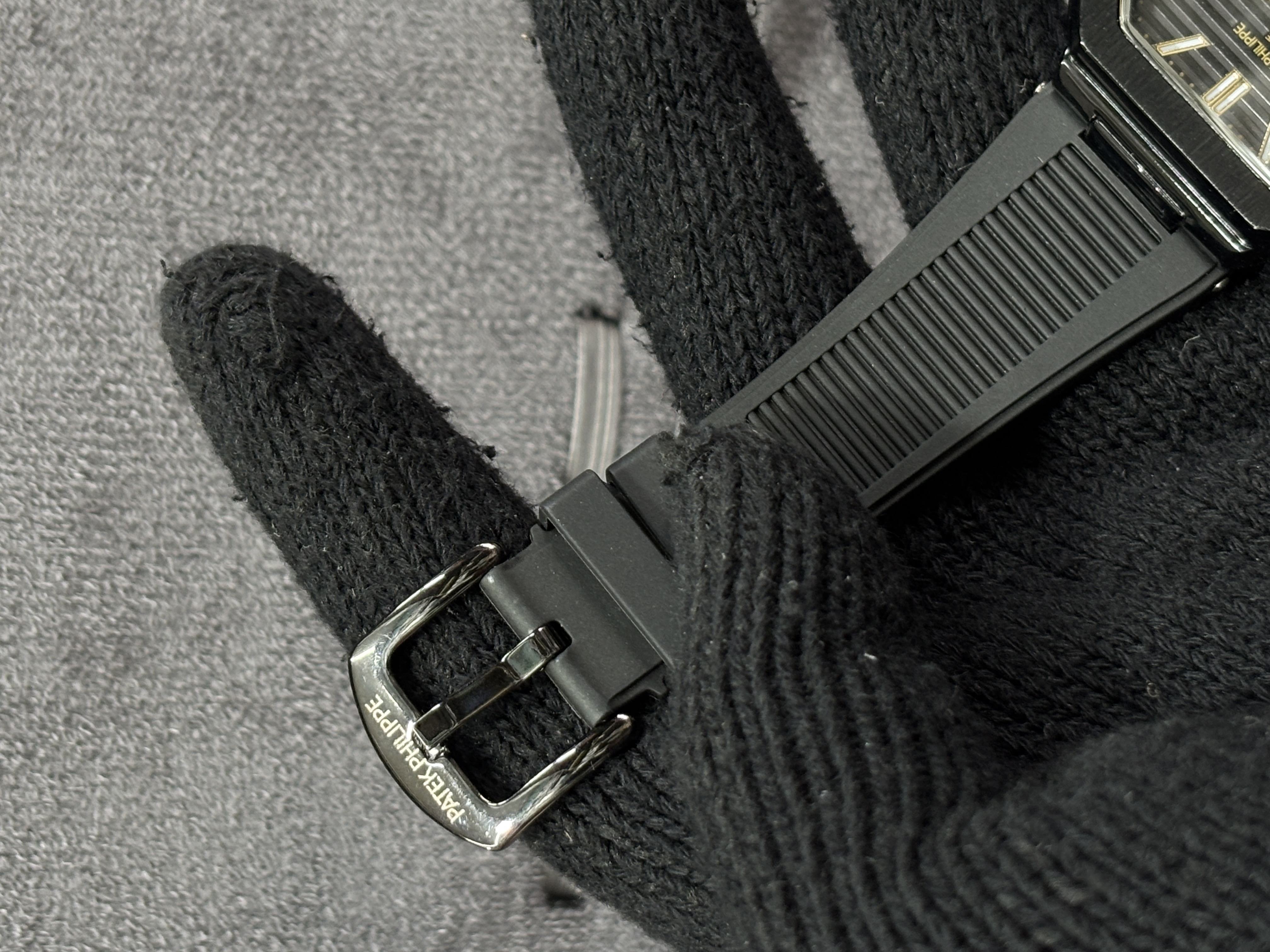 Patek carbon strap gents watch_img_1