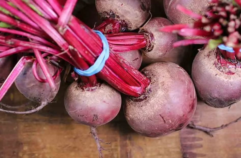 কাঁচা বিটরুট-Kacha Beetroot
