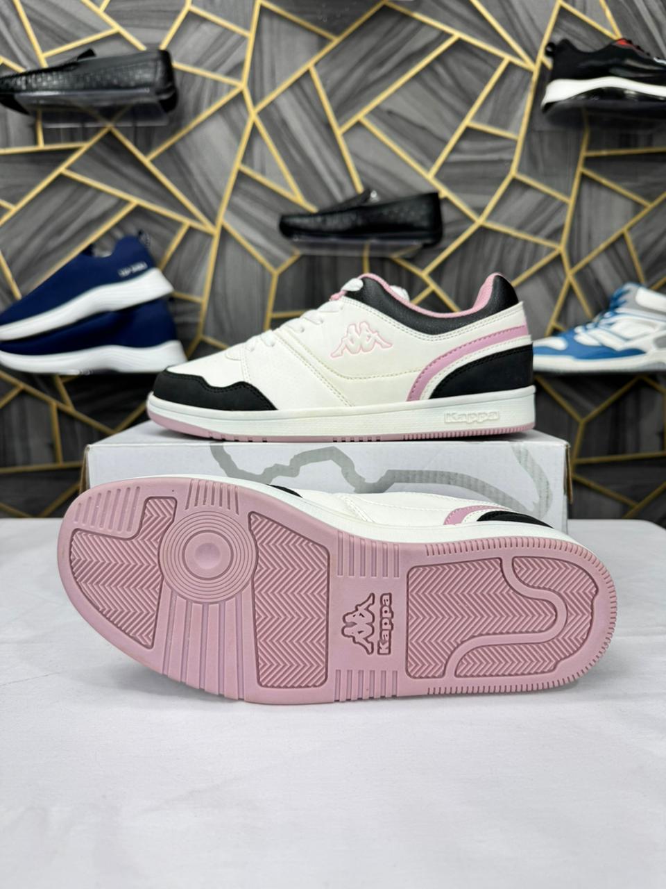 FILA 𝐋𝐢𝐠𝐡𝐭 𝐖𝐞𝐢𝐠𝐡𝐭 women shoes_img_1