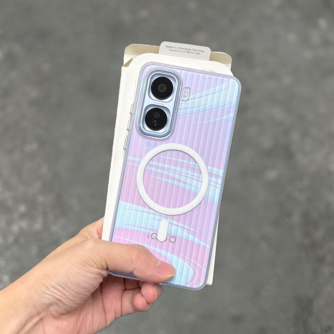 iQOO Neo11 Magnetic Corrugated Frosted Semi-Transparent UltraThin, fingerprint-resistant, drop-proof hard cover_img_0