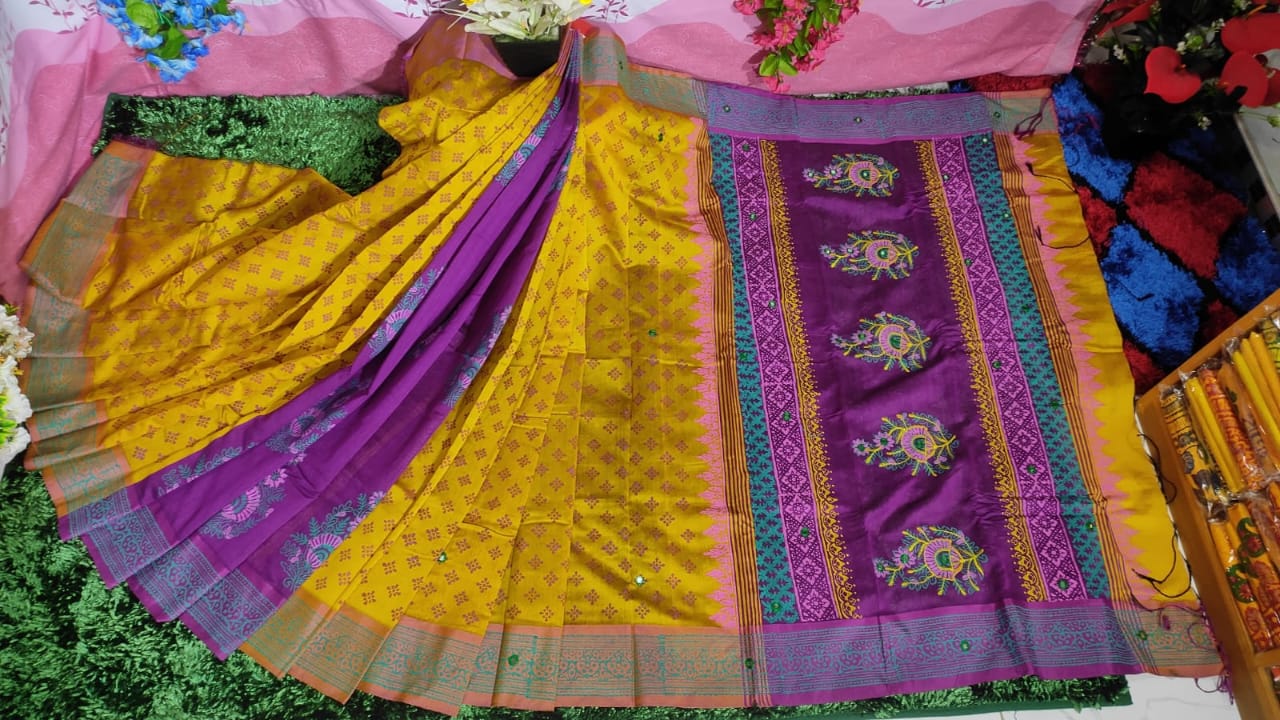 Embroidered Dhupian Silk Saree_img_0