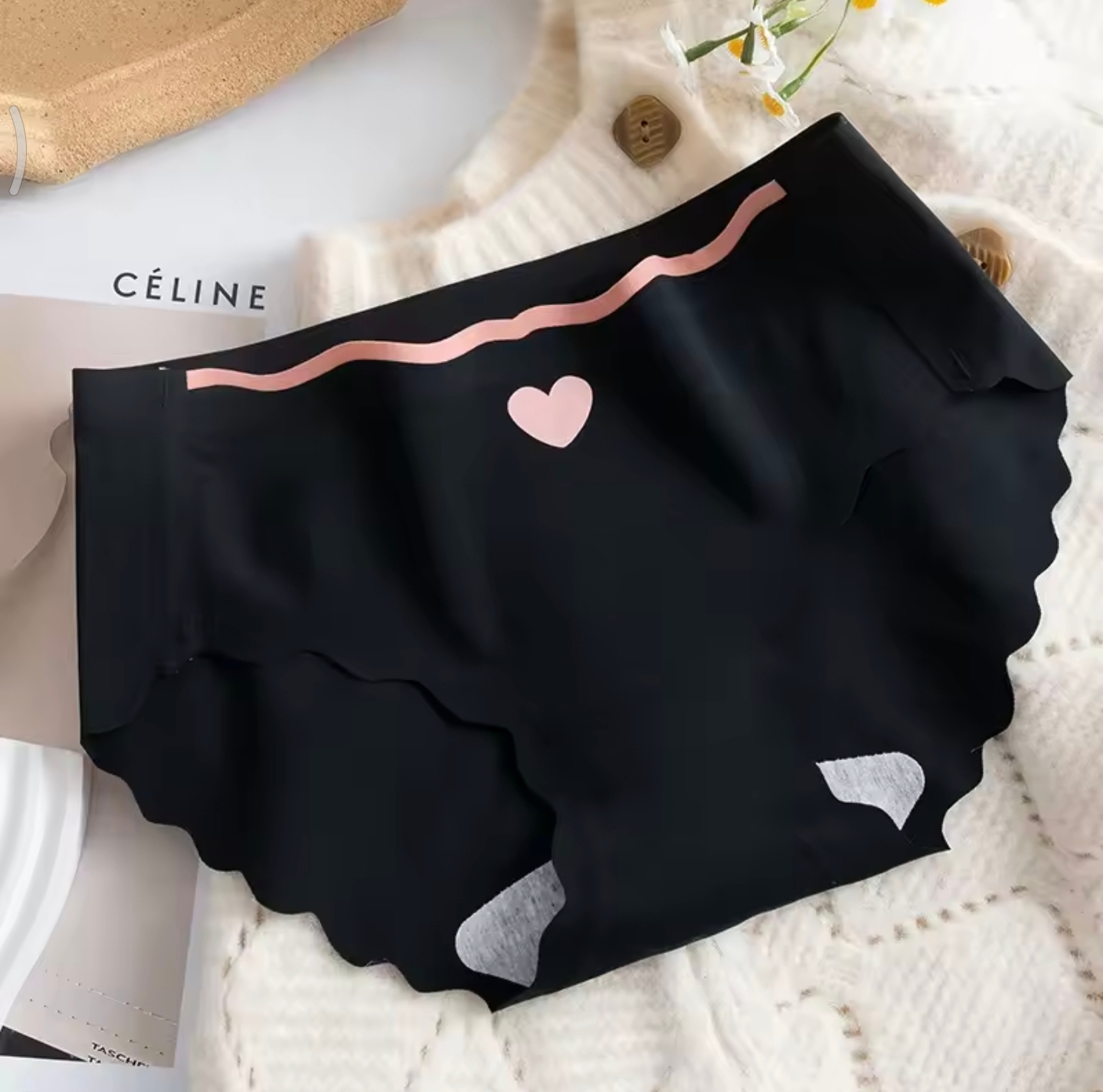 Women's Ice Silk Seamless Panties Soft Breathable Mid-Waist Briefs Comfortable Traceless Quick Dry Underwear Lingerie Intimates_img_7