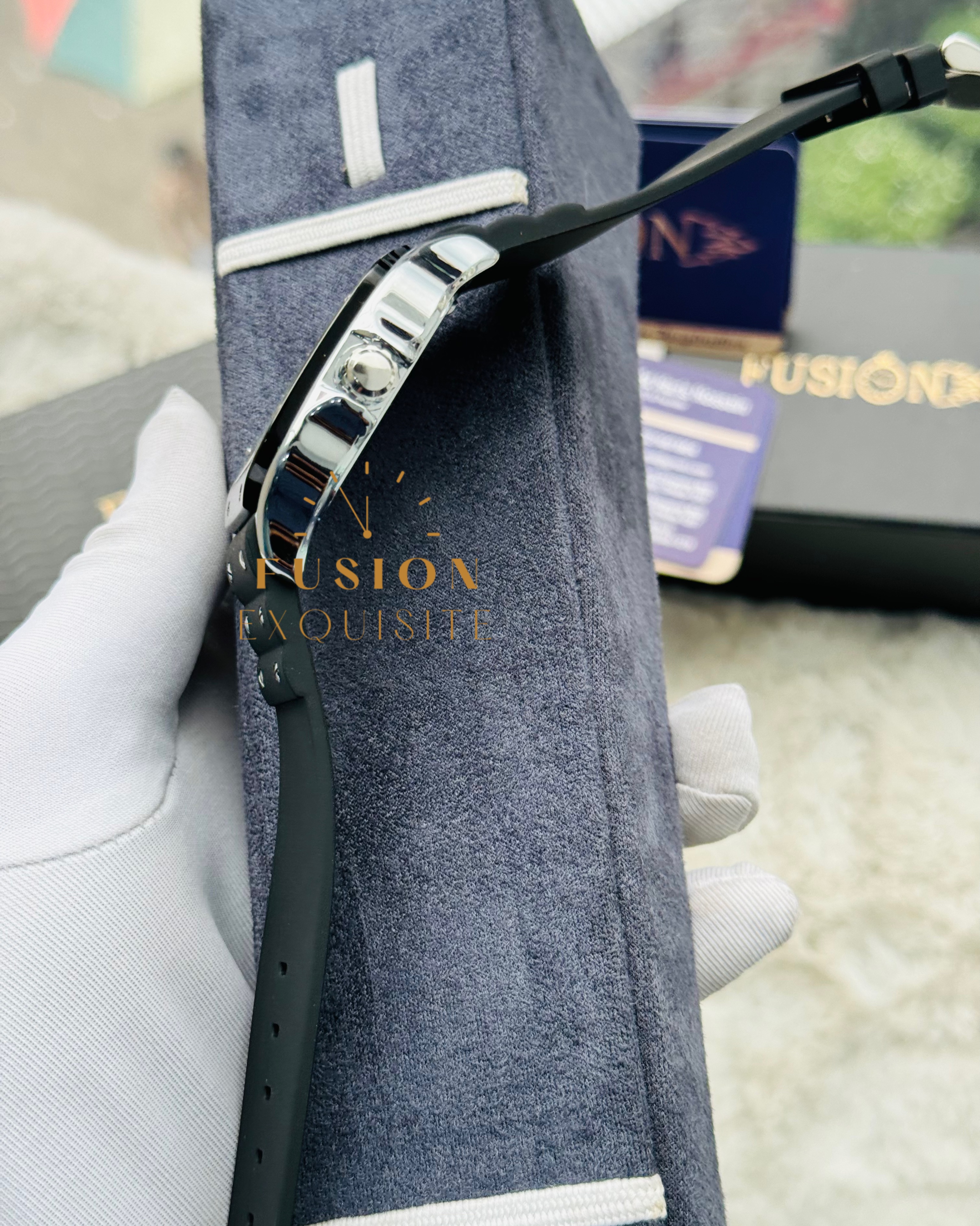 Cartier Silicone Belt Black Quartz Watch (AA Grade)_img_1