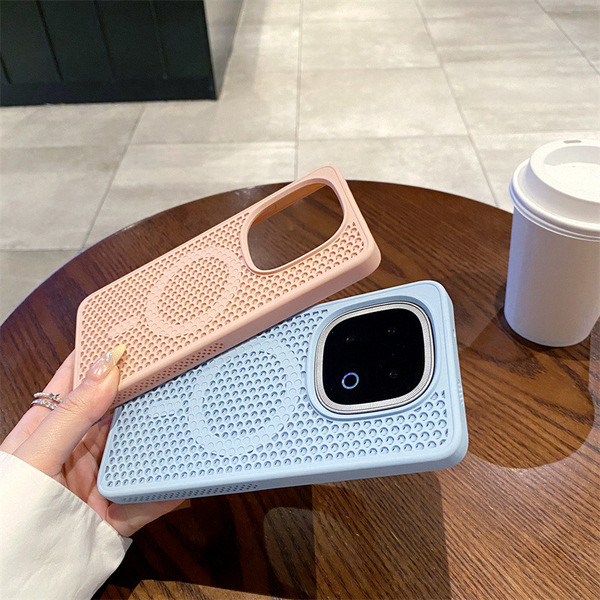 IQOO 13 Magnetic Cooling  Breathable  Protective Cover_img_3