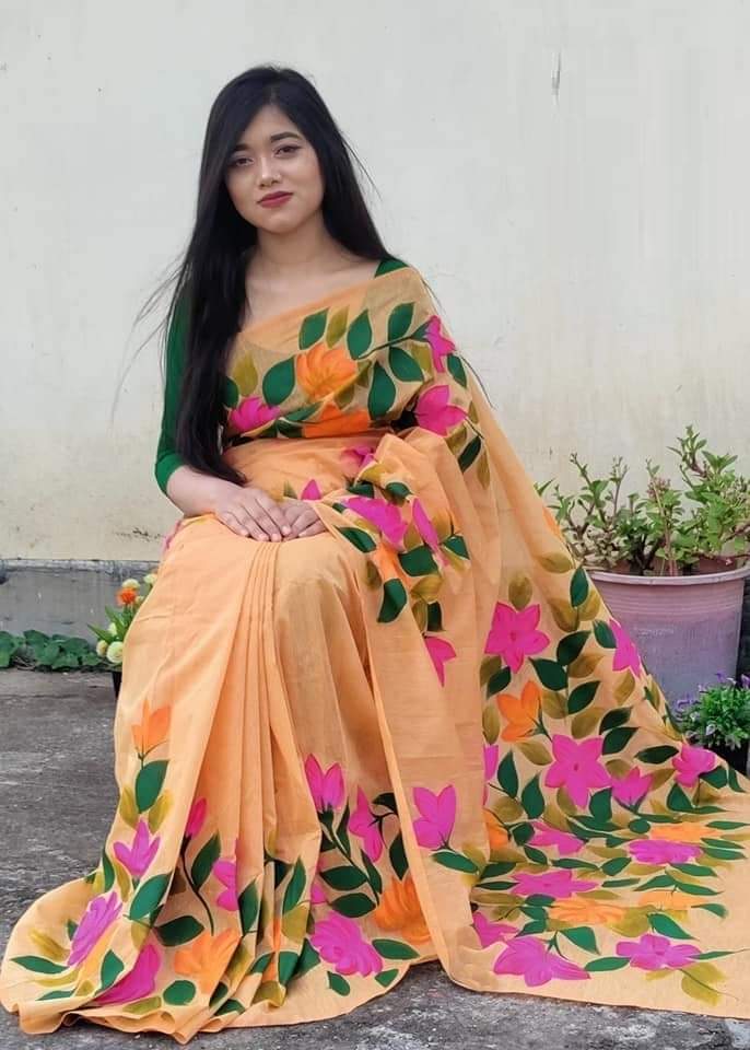 Handprint embroidery work on half-silk sarees_img_0