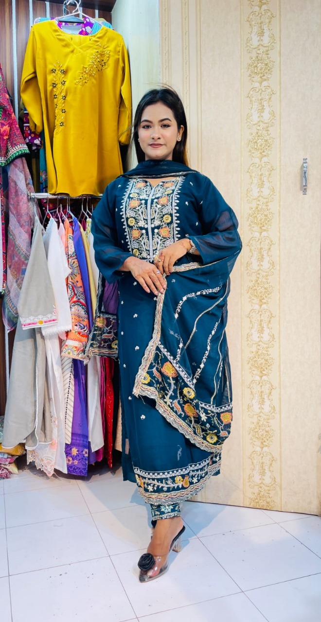 Georgette Embroidery Three Piece_img_0