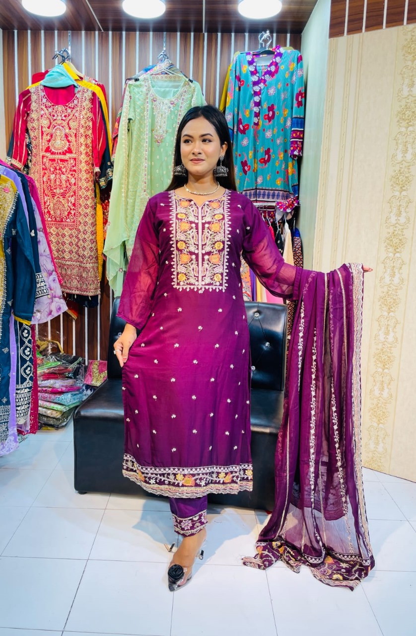 Georgette Embroidery Three Piece_img_0