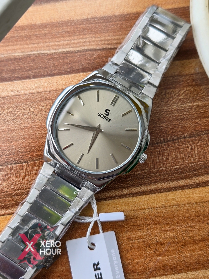 Sober Hexagon (7666) | 6.6mm slim | Silver Body grey dial_img_3