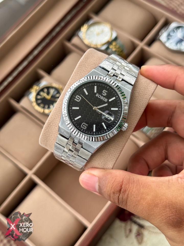 Sober Land Dweller Shape (A15 Model) | 8.7mm Slim | Silver with Black dial