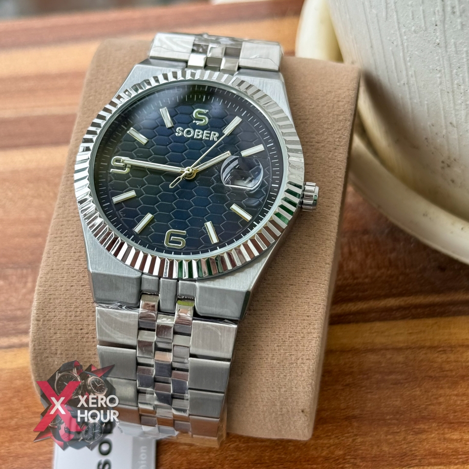 Sober Land Dweller Shape (A15 Model) |  8.7mm Slim | Silver with Blue Dial