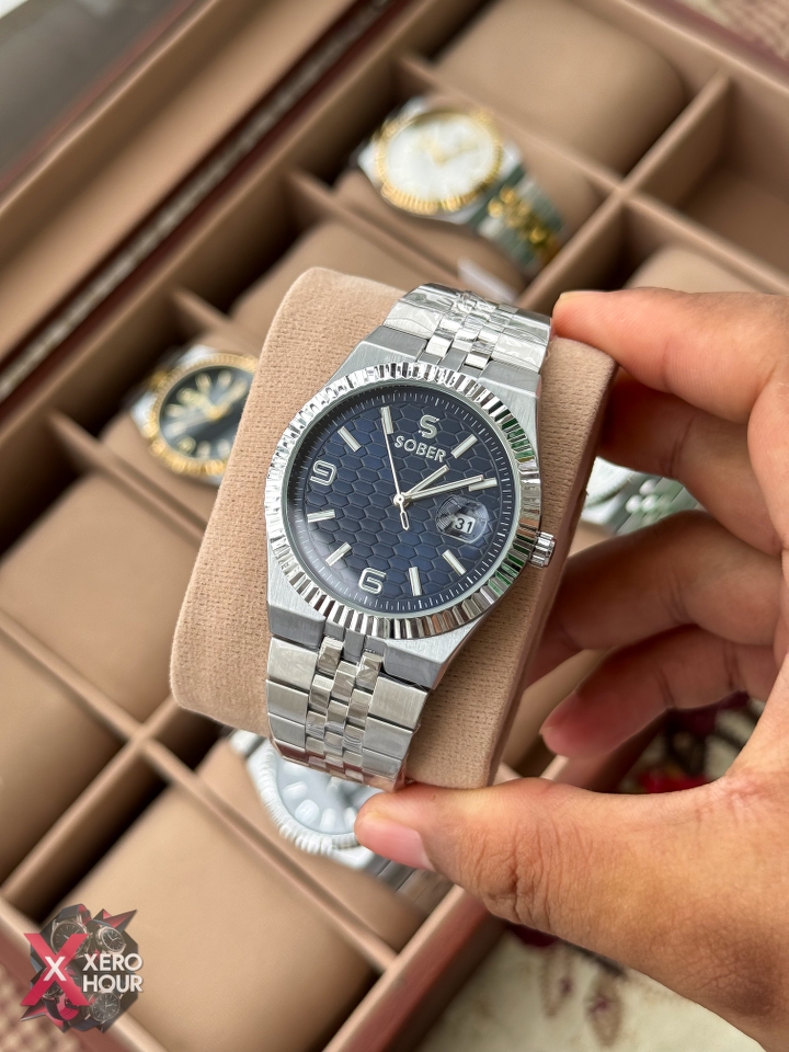 Sober Land Dweller Shape (A15 Model) |  8.7mm Slim | Silver with Blue Dial_img_10