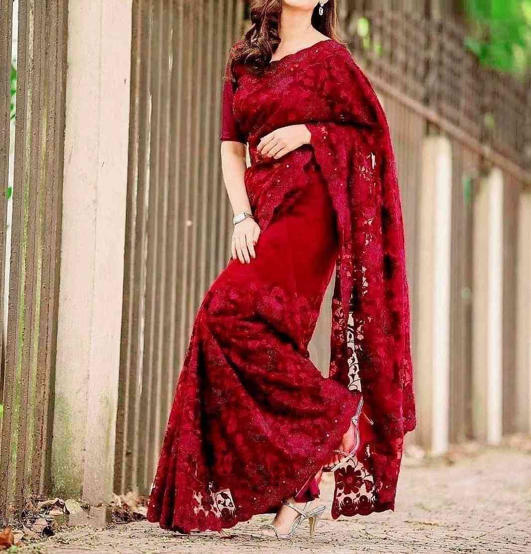 ইন্ডিয়ান জর্জেট শাড়ি।