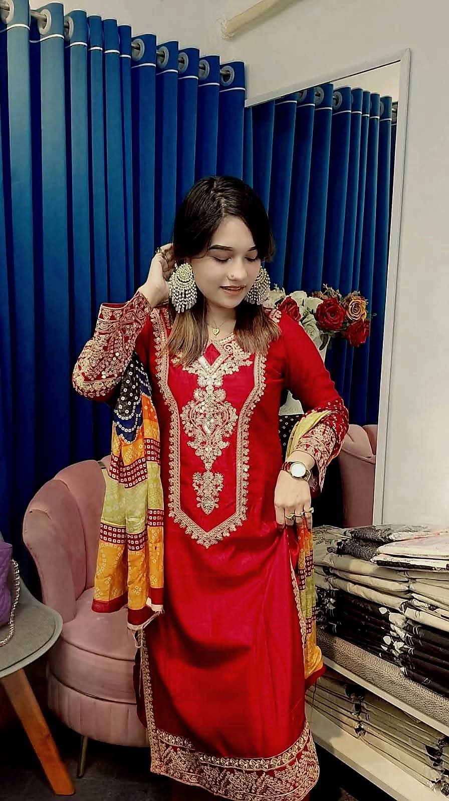 Readymade Three Piece_img_0