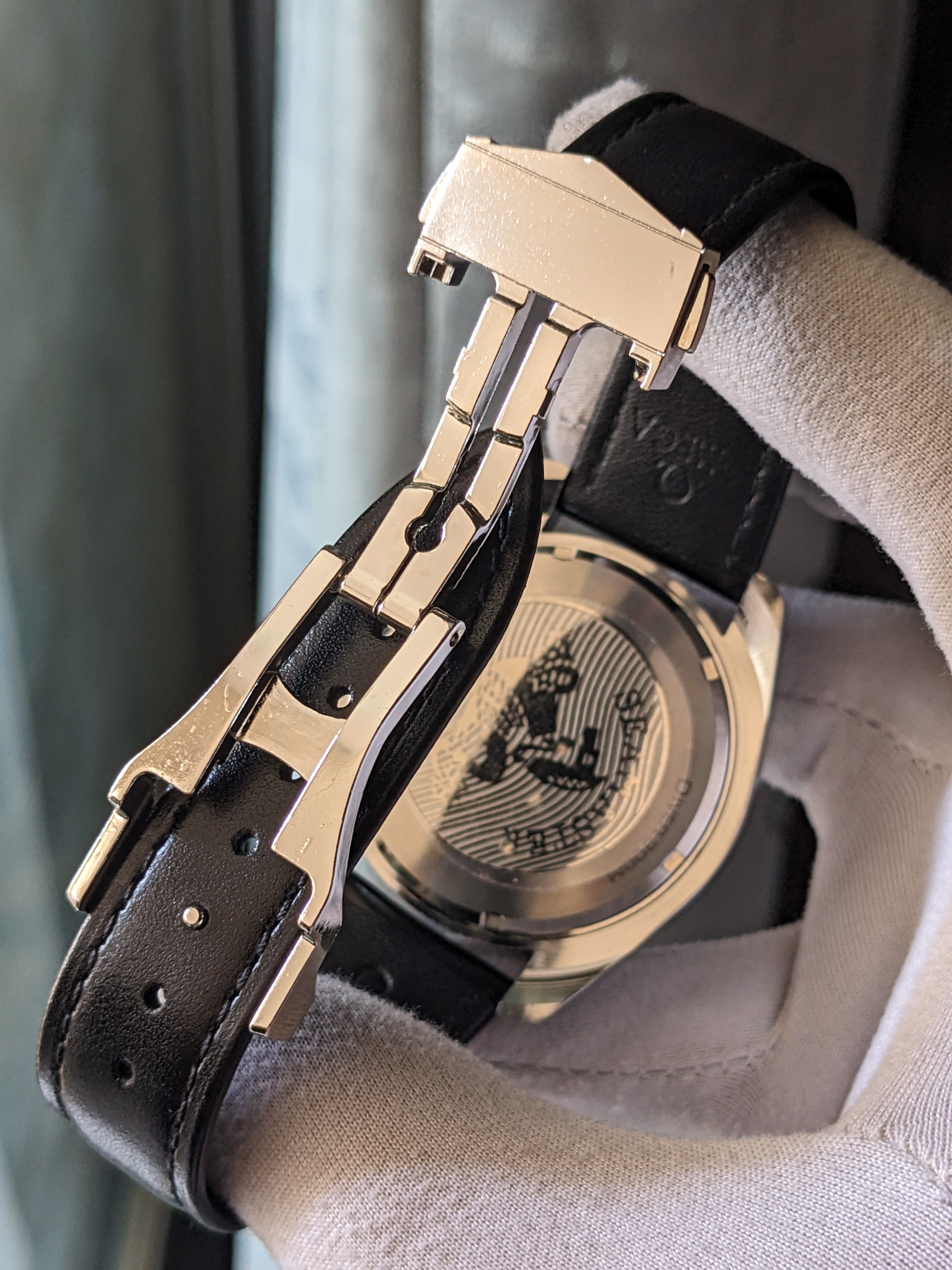 Omega Chronograph Watch Black_img_3