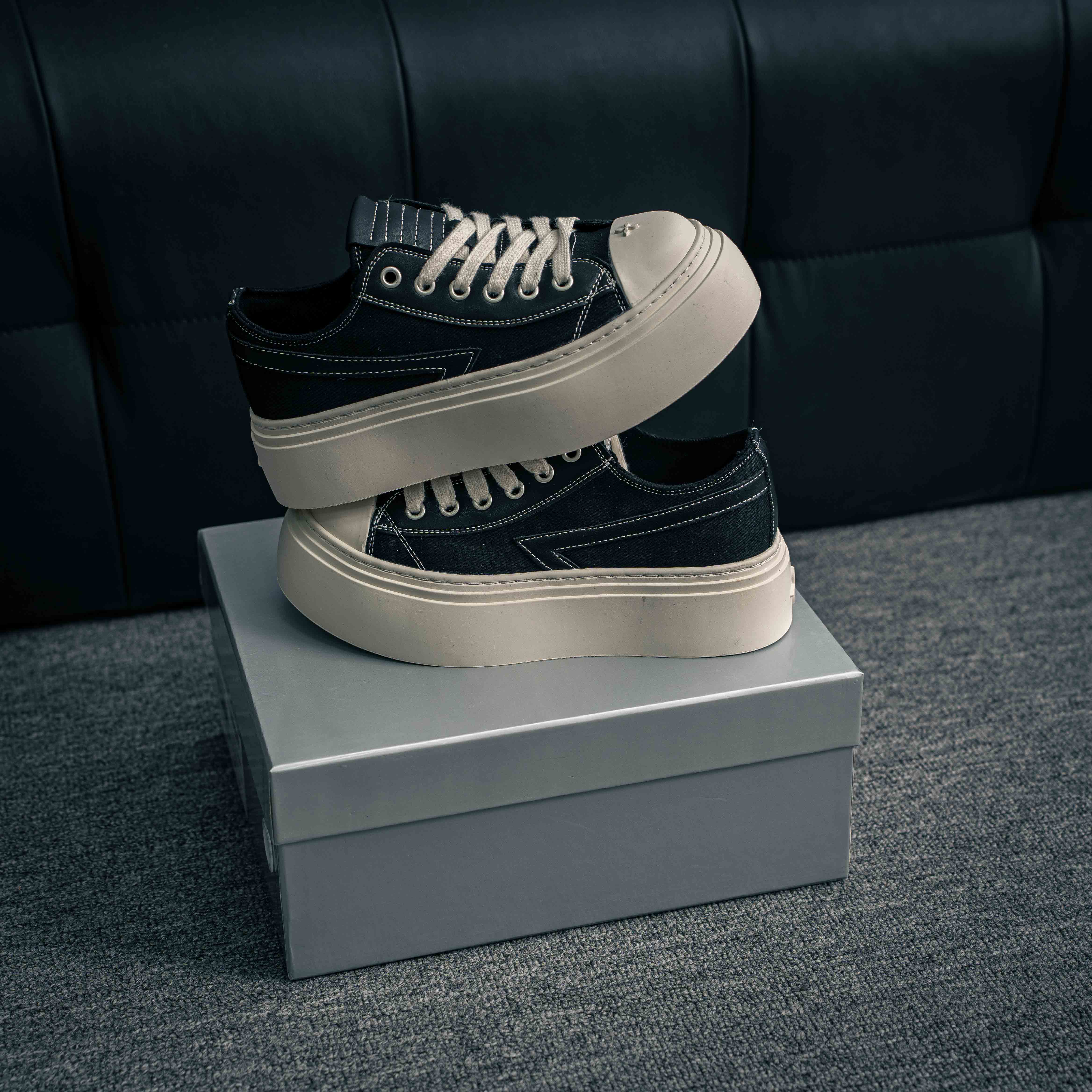 SMFK SS23 Super Model Retro Black Skaters (1:1)_img_1