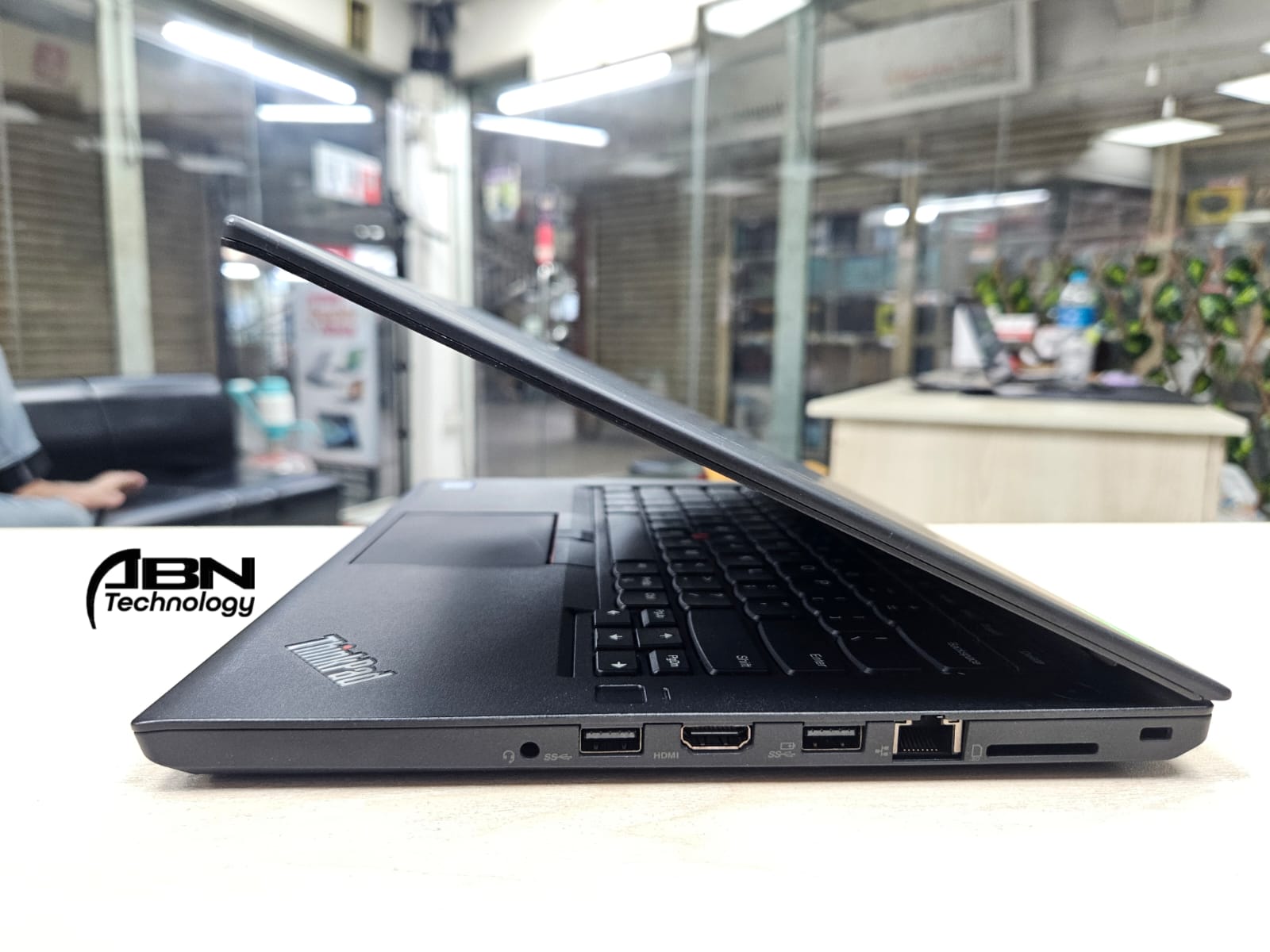 Lenovo ThinkPad T480. Core i5. 8th Generation. 8GB RAM, 256GB SSD. 14.1" Display._img_1