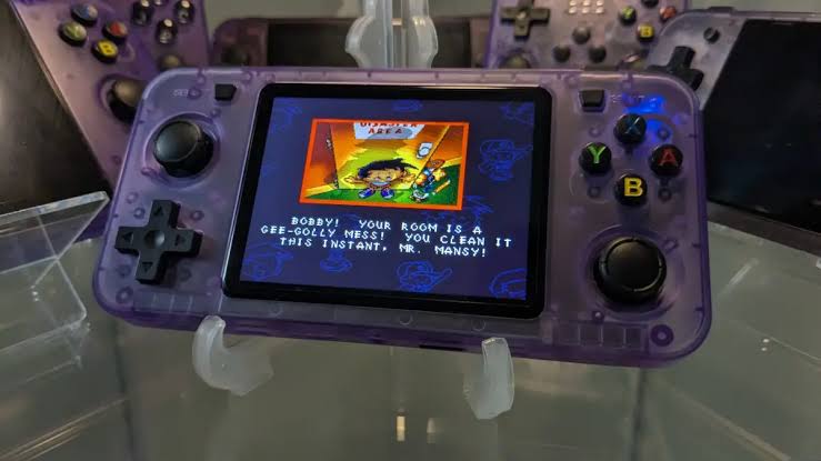 R36H Hands-On: New Horizontal Budget King Retro console_img_2