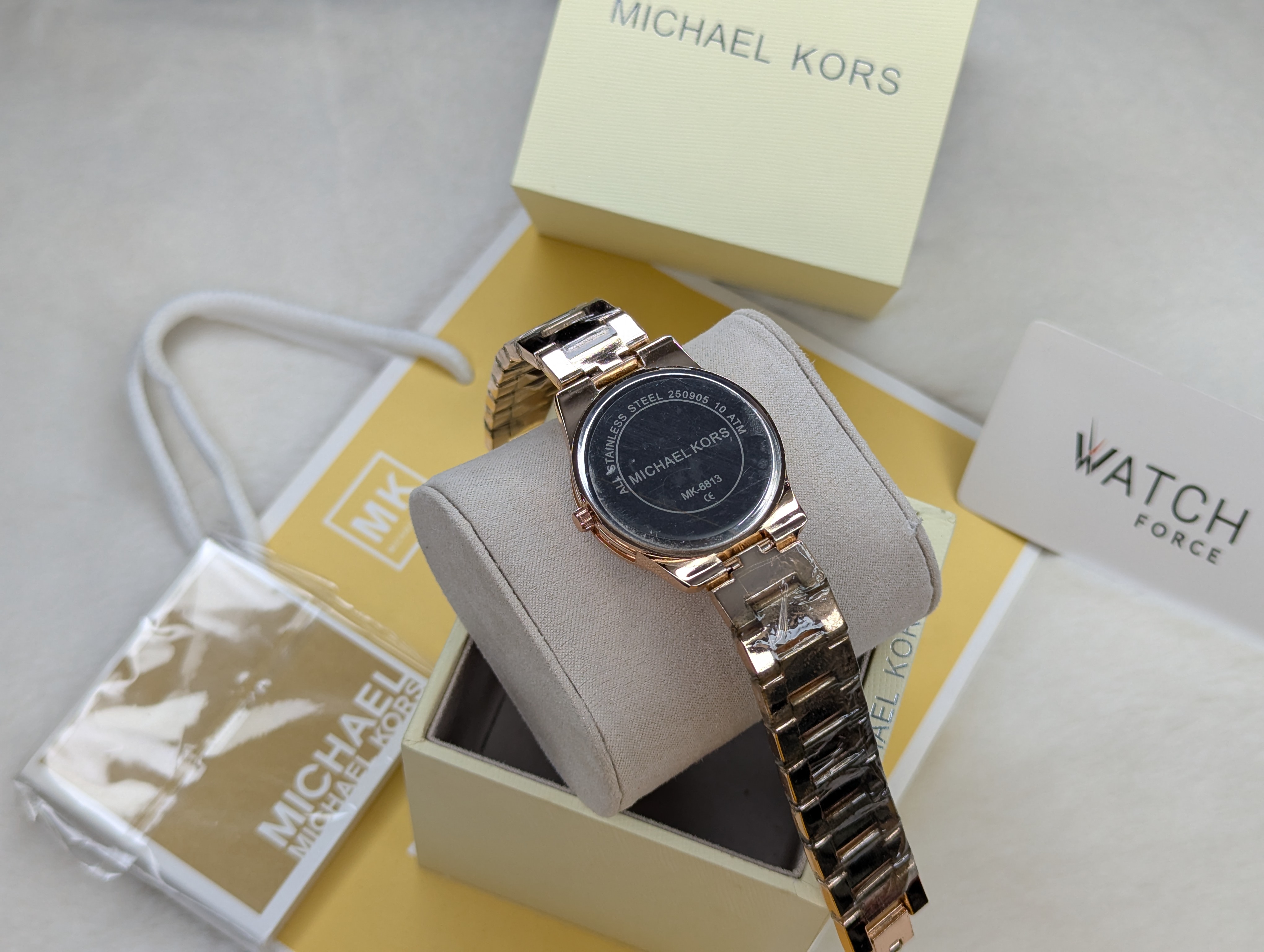 MK Quartz Watch_img_1