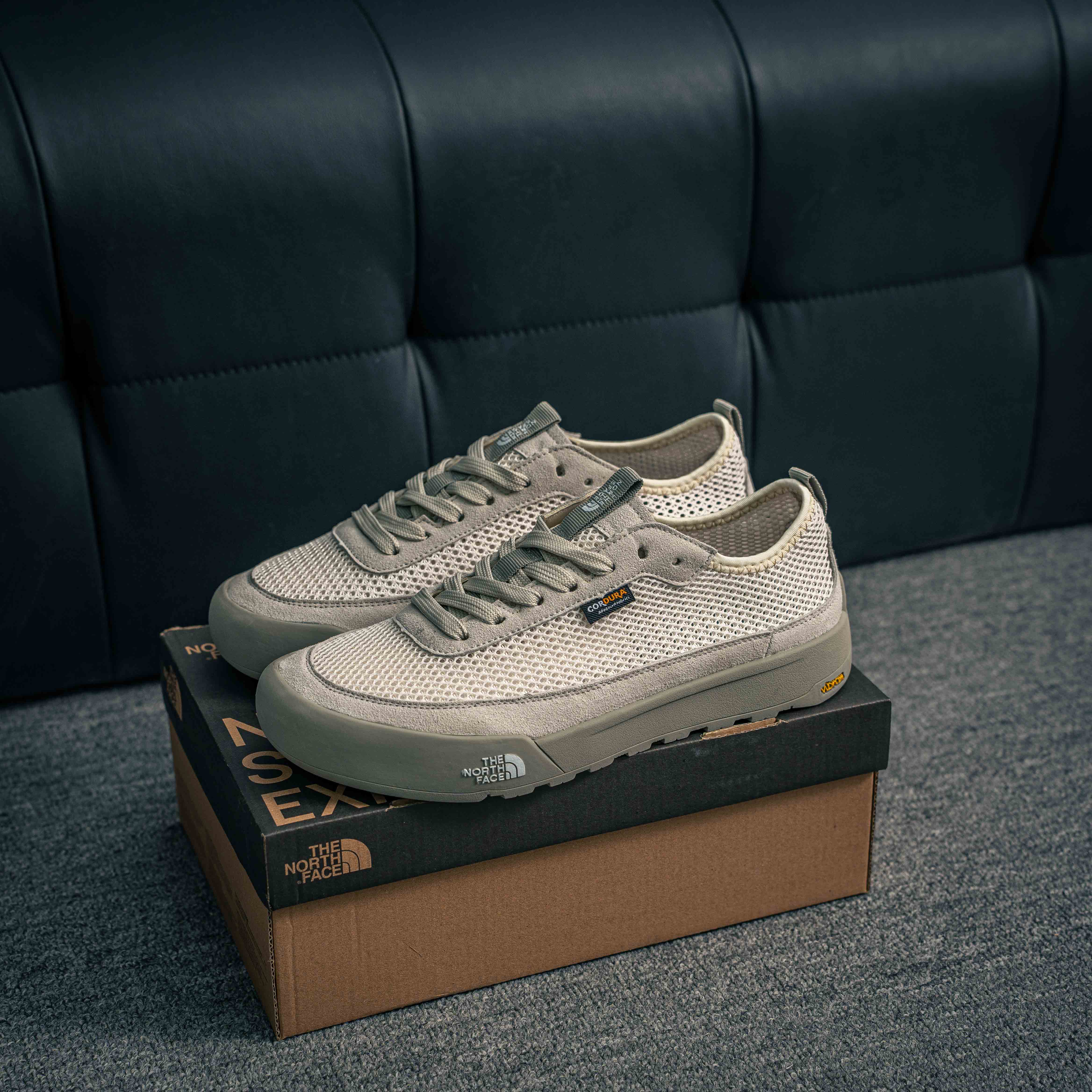 North Face Clyffe (1:1)_img_3