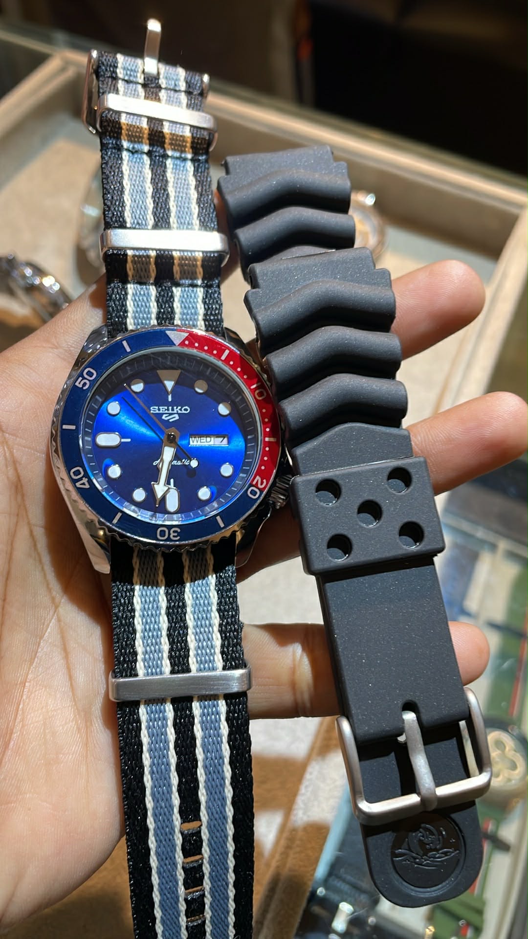 Seiko 5-Sports SKX Sweep "Pepsi" AA | Free Nato Strap Offer