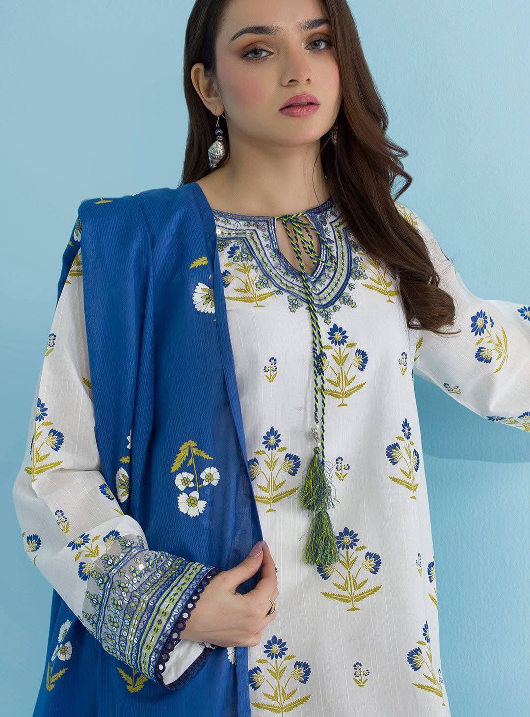 Embroidered Kurta Dupatta Trouser - Image 5