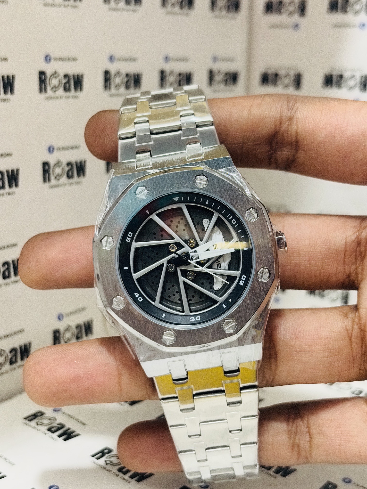 SKMEI 2359 sports watch quartz metal case fashion high quality turn wheel face watch_img_3