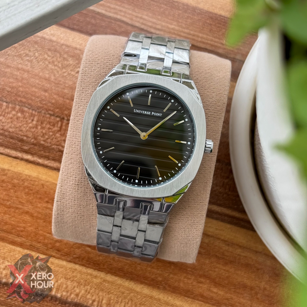 Universe Point | Gucci style | Silver body Black dial