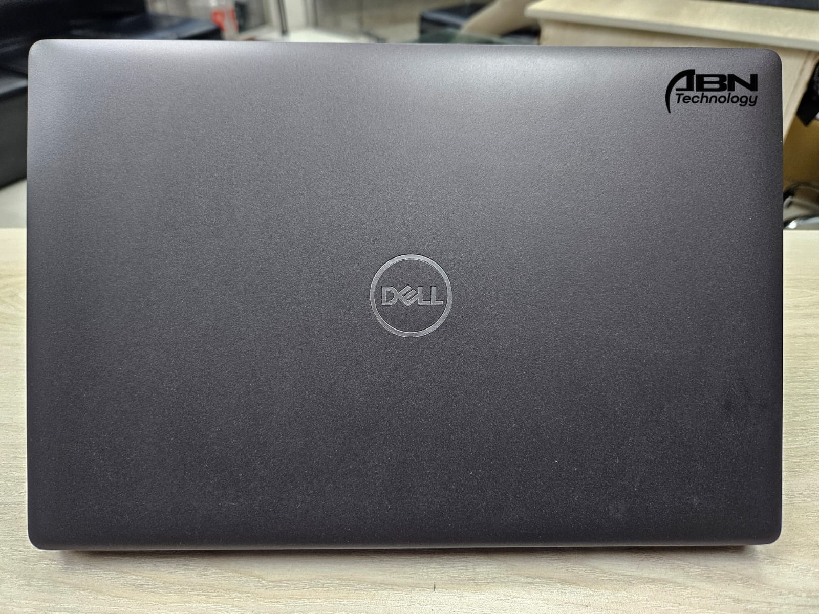 Dell Latitude 5400. Core i5, 8th Generation. 8GB RAM, 256GB SSD. 14.1" Display._img_0
