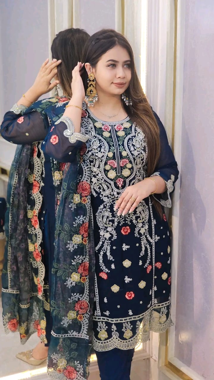 Pakistani Design 4-Piece Sada Bahar Tissue Set_img_0