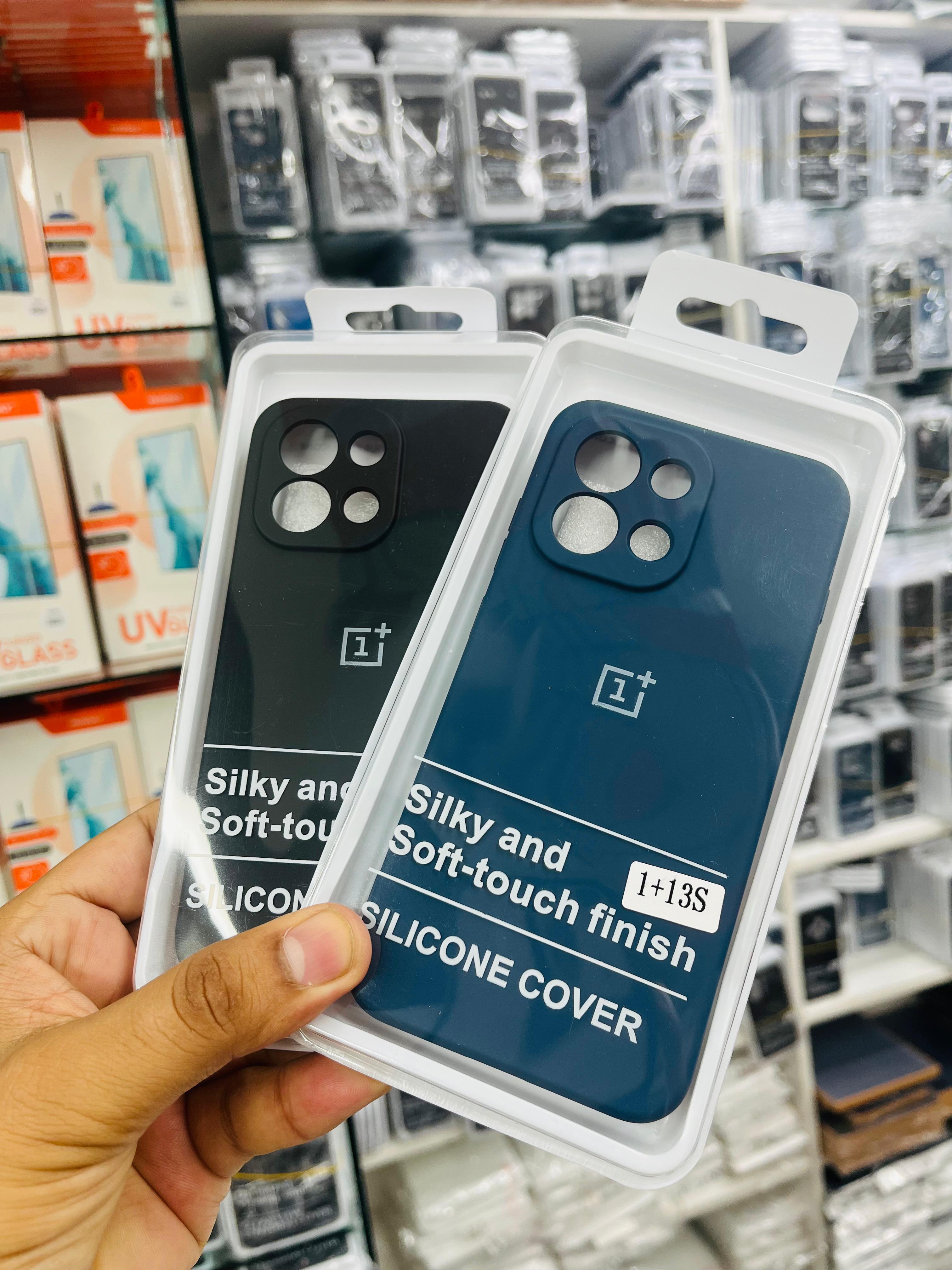 OnePlus 13T/Oneplus 13s Back Cover Silicone Back Cover_img_3