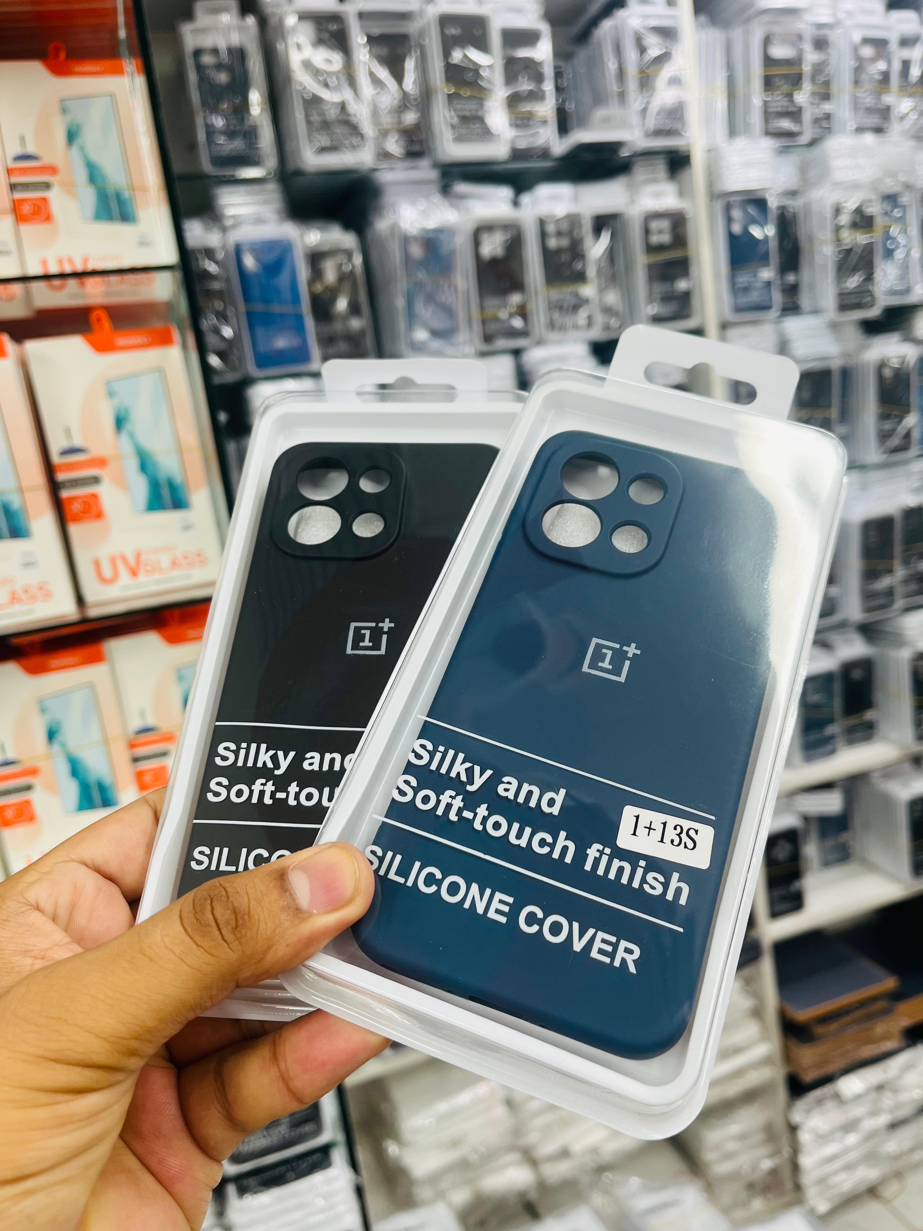 OnePlus 13T/Oneplus 13s Back Cover Silicone Back Cover_img_4