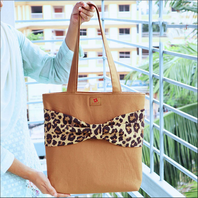 Stylish Fashionable Trendy Bow Tote Bag With Zipper_img_2