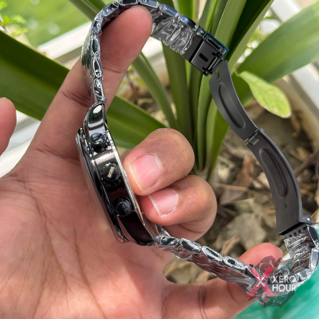 Hugo Boss Chronograph | Single Tone Full Black  Grey dial_img_3